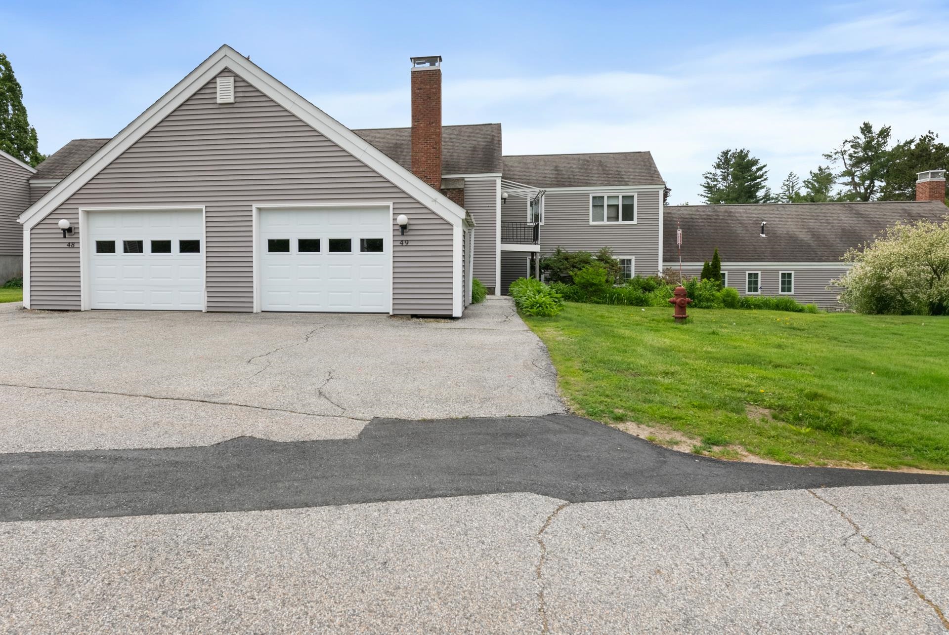 49 Hilltop Pl #49, New London, NH 03257
