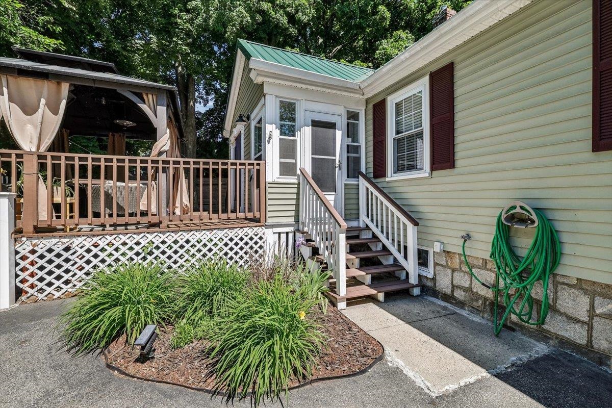 173 Mammoth Rd, Manchester, NH 03109