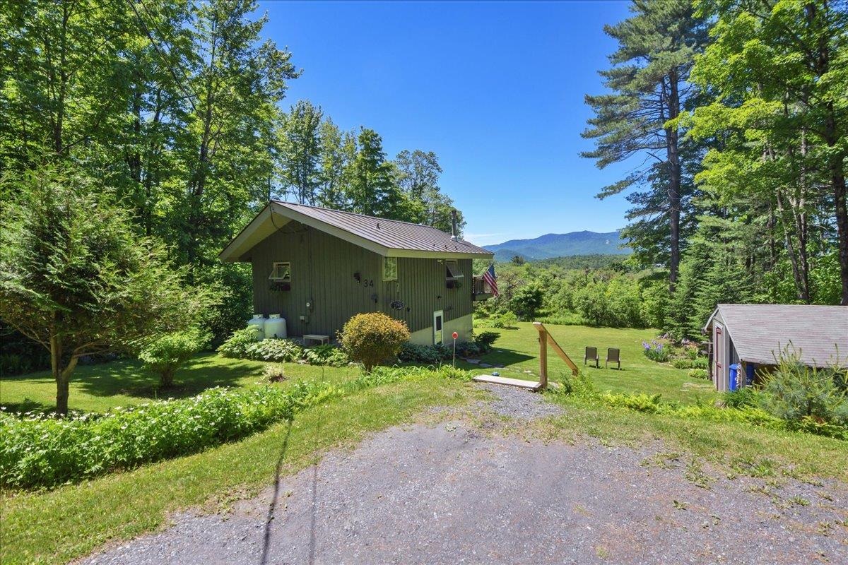 Warren VT&nbsp;Home for sale $$629,000 $1,123 per sq.ft.