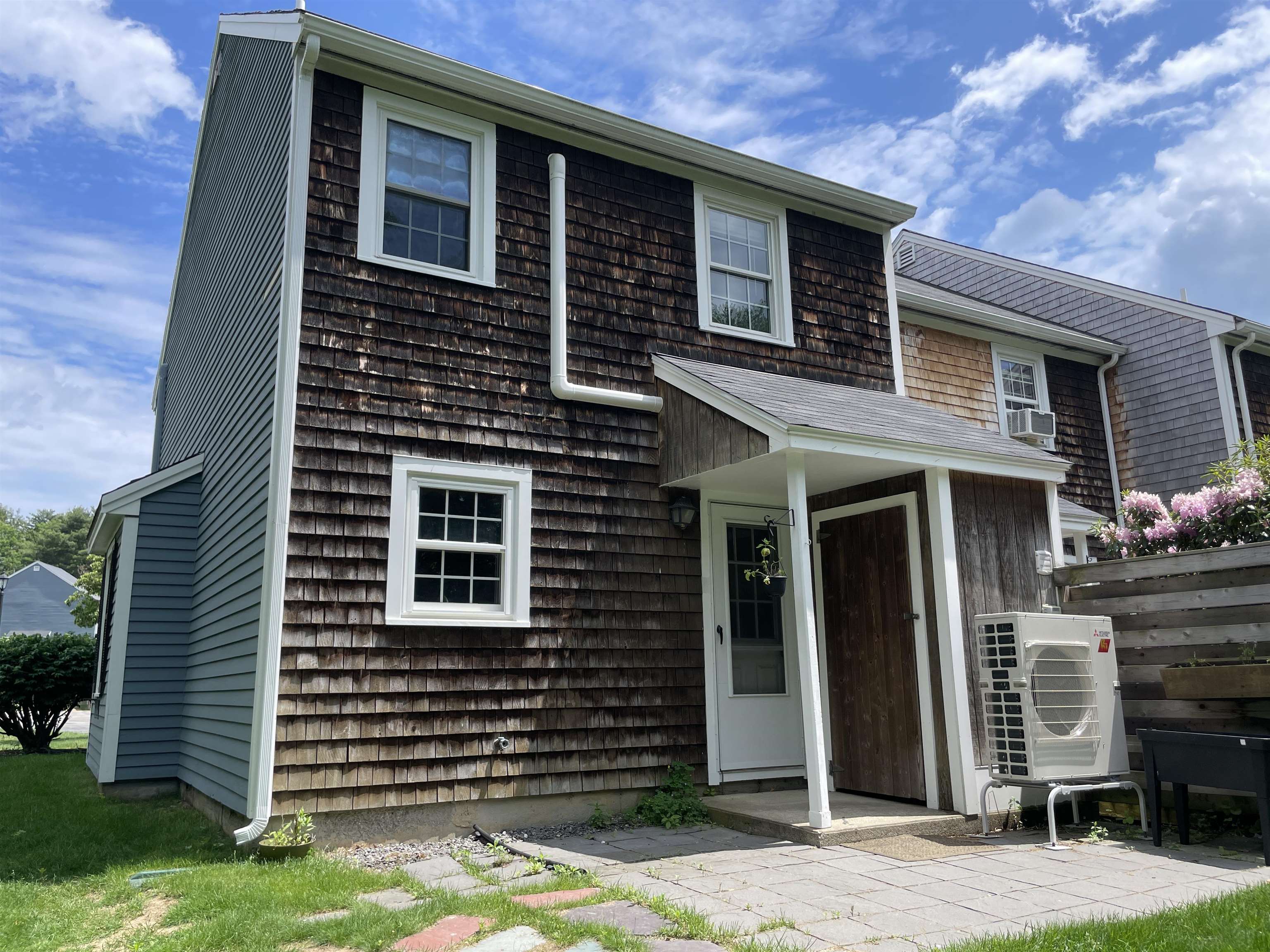 1275 Maplewood Ave #10, Portsmouth, NH 03801