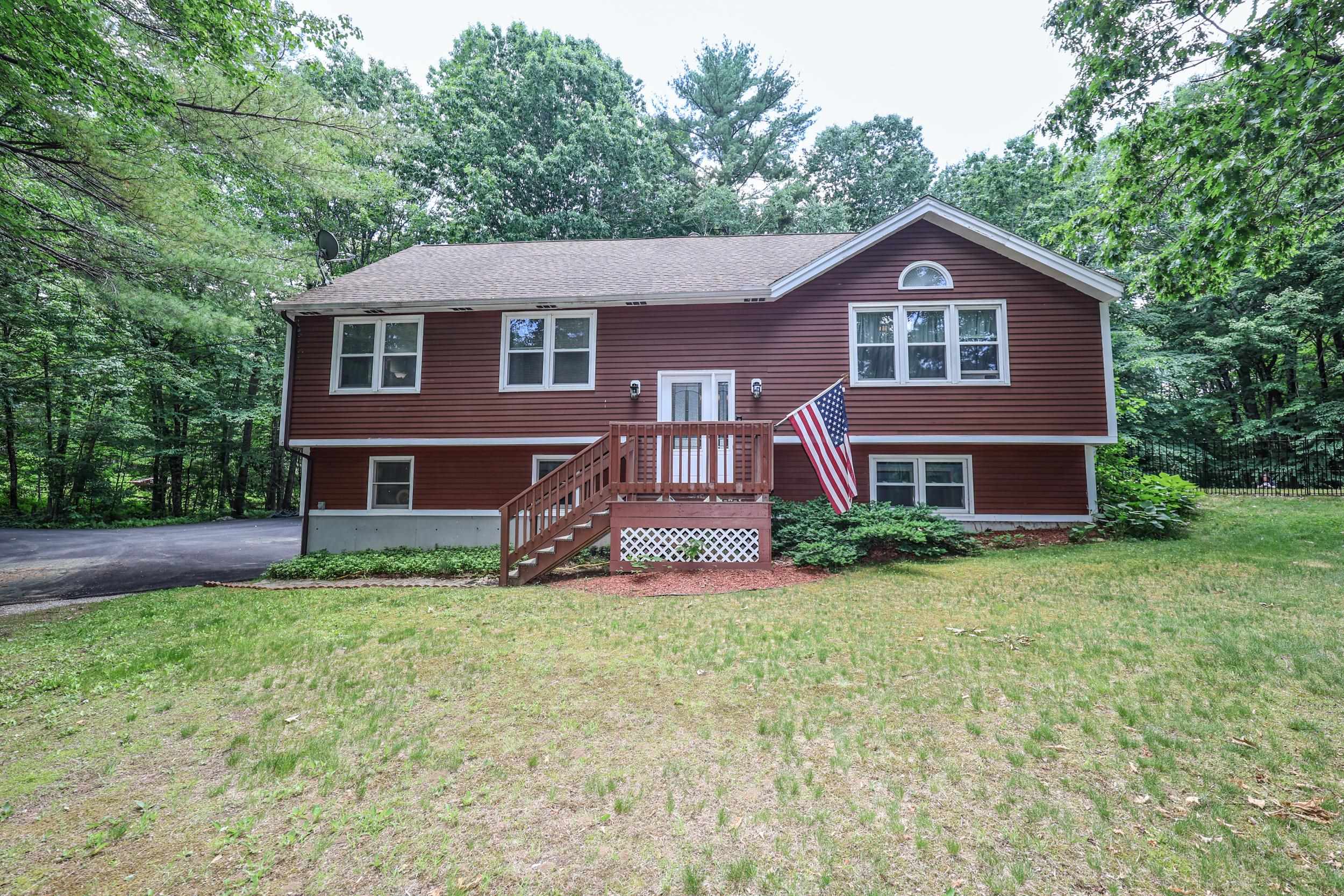 1 Blake Rd, Raymond, NH 03077
