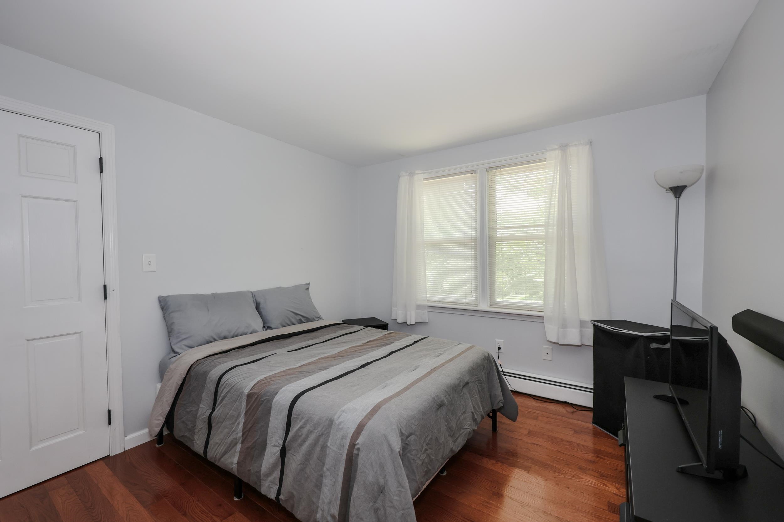 1 Blake Rd, Raymond, NH 03077