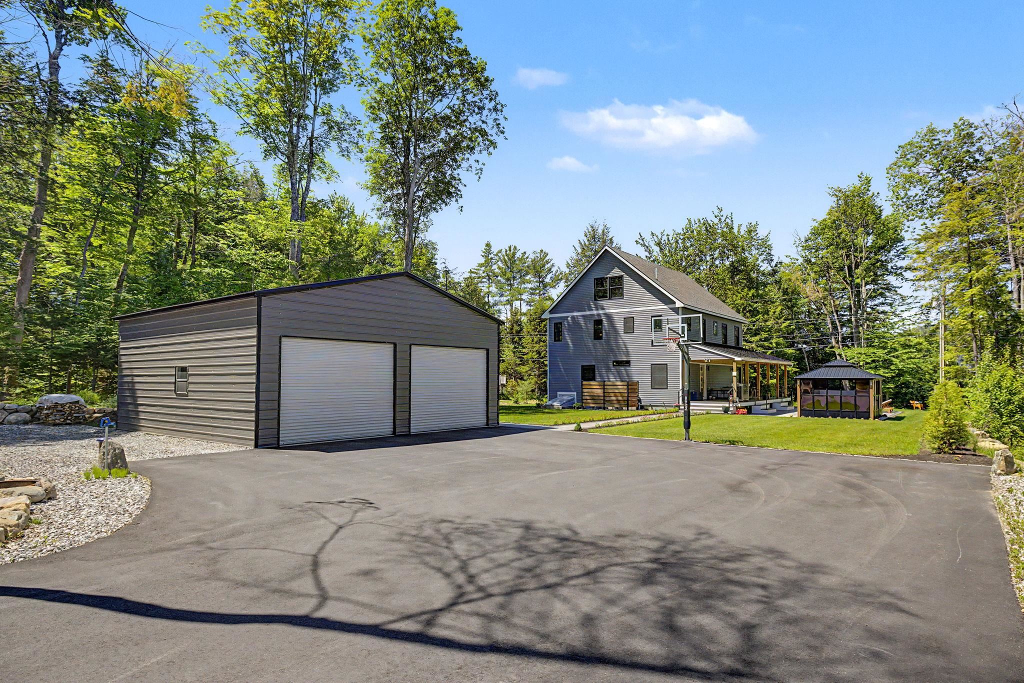 239 Maple N St, Bridgewater, NH 03222