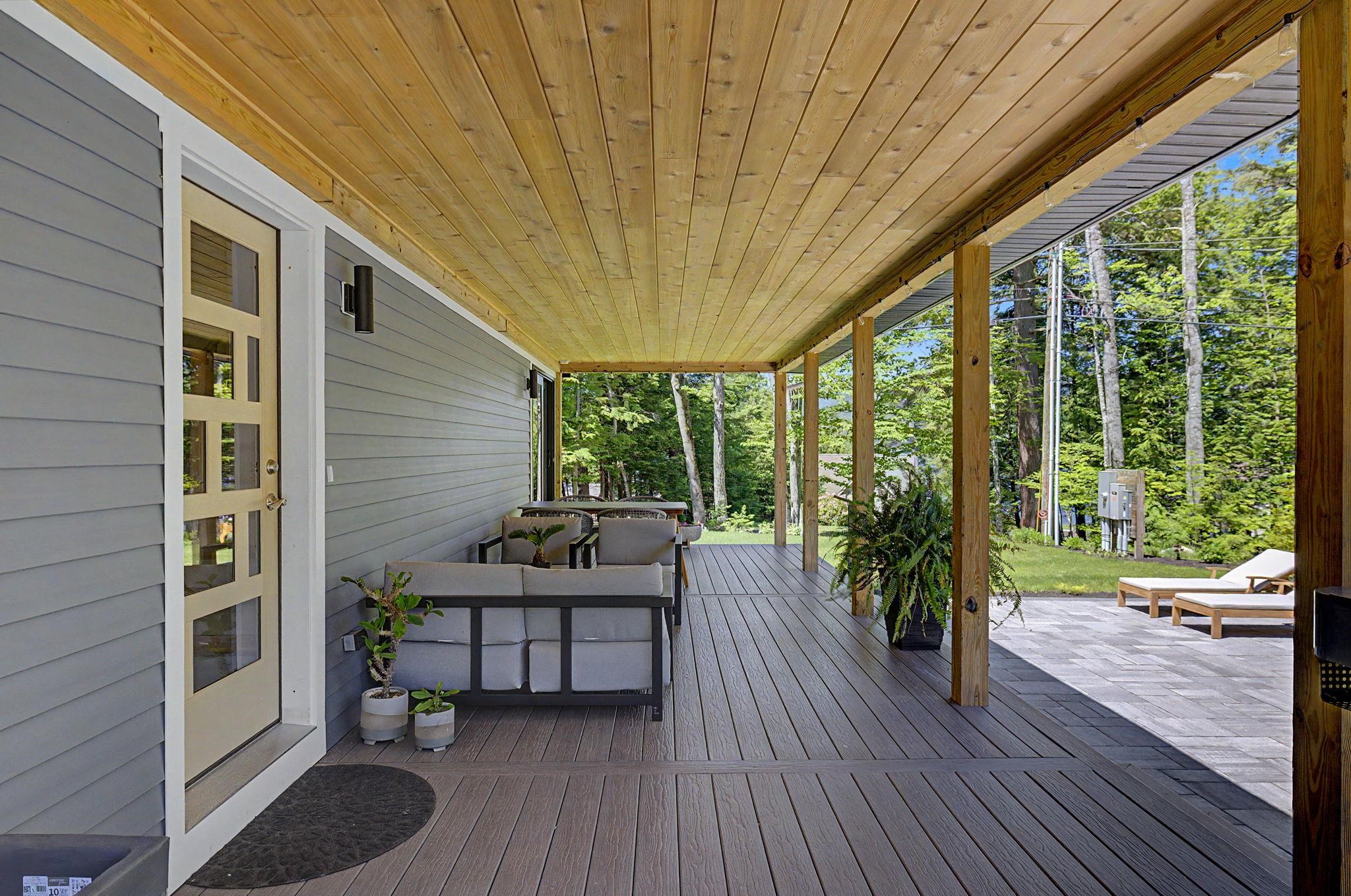 239 Maple N St, Bridgewater, NH 03222