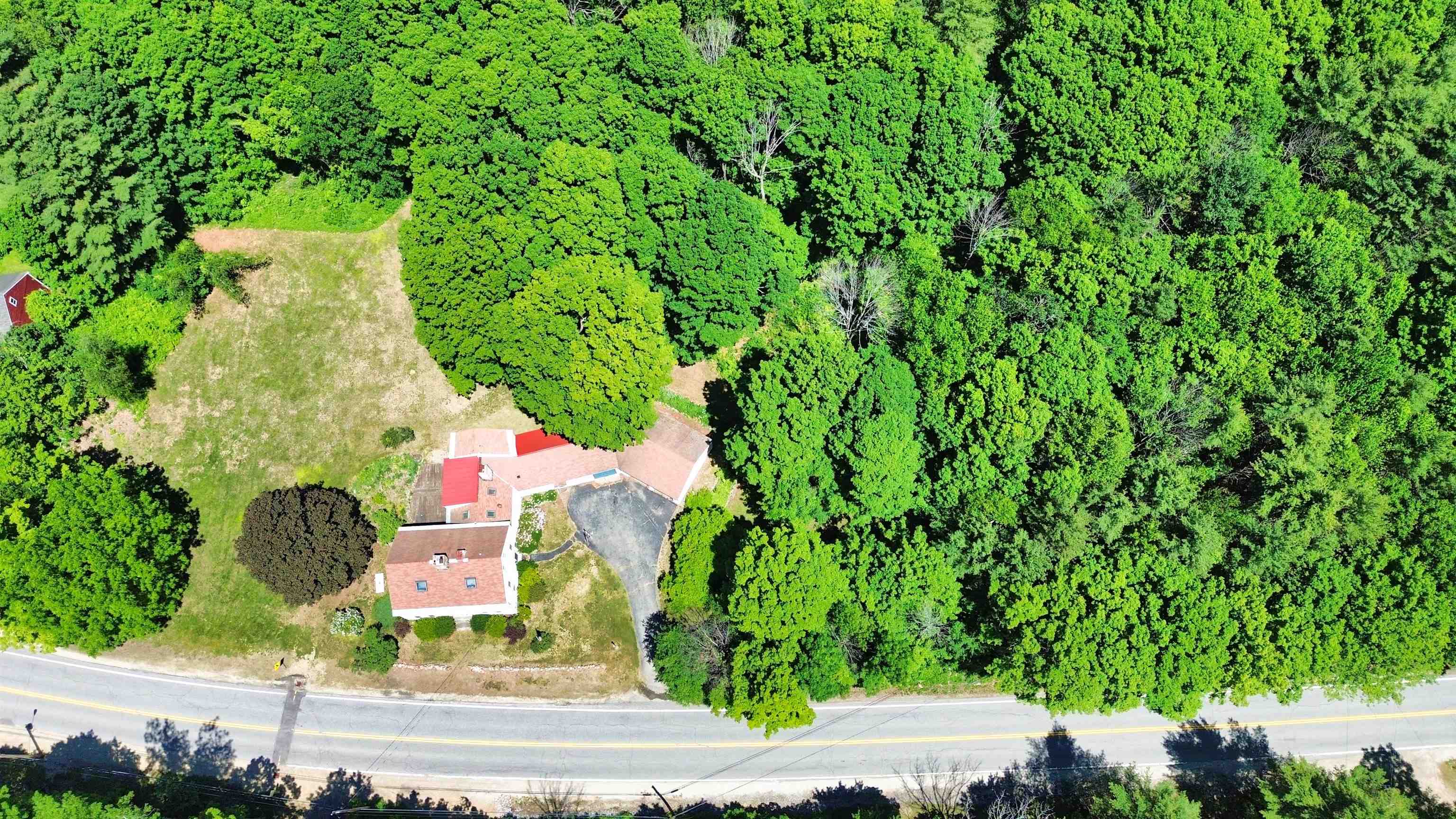 618 Old Turnpike Rd, Salisbury, NH 03268