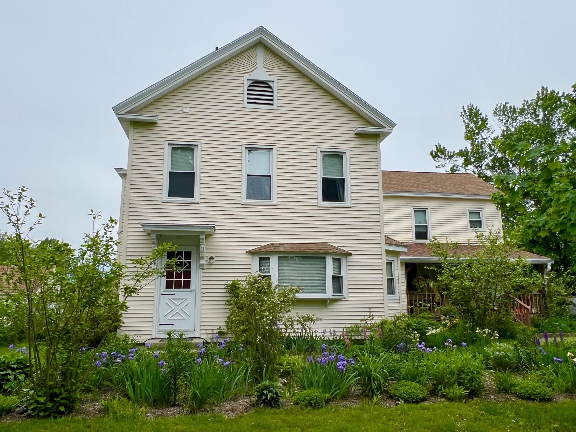 29 Spaulding St, Milford, NH 03055