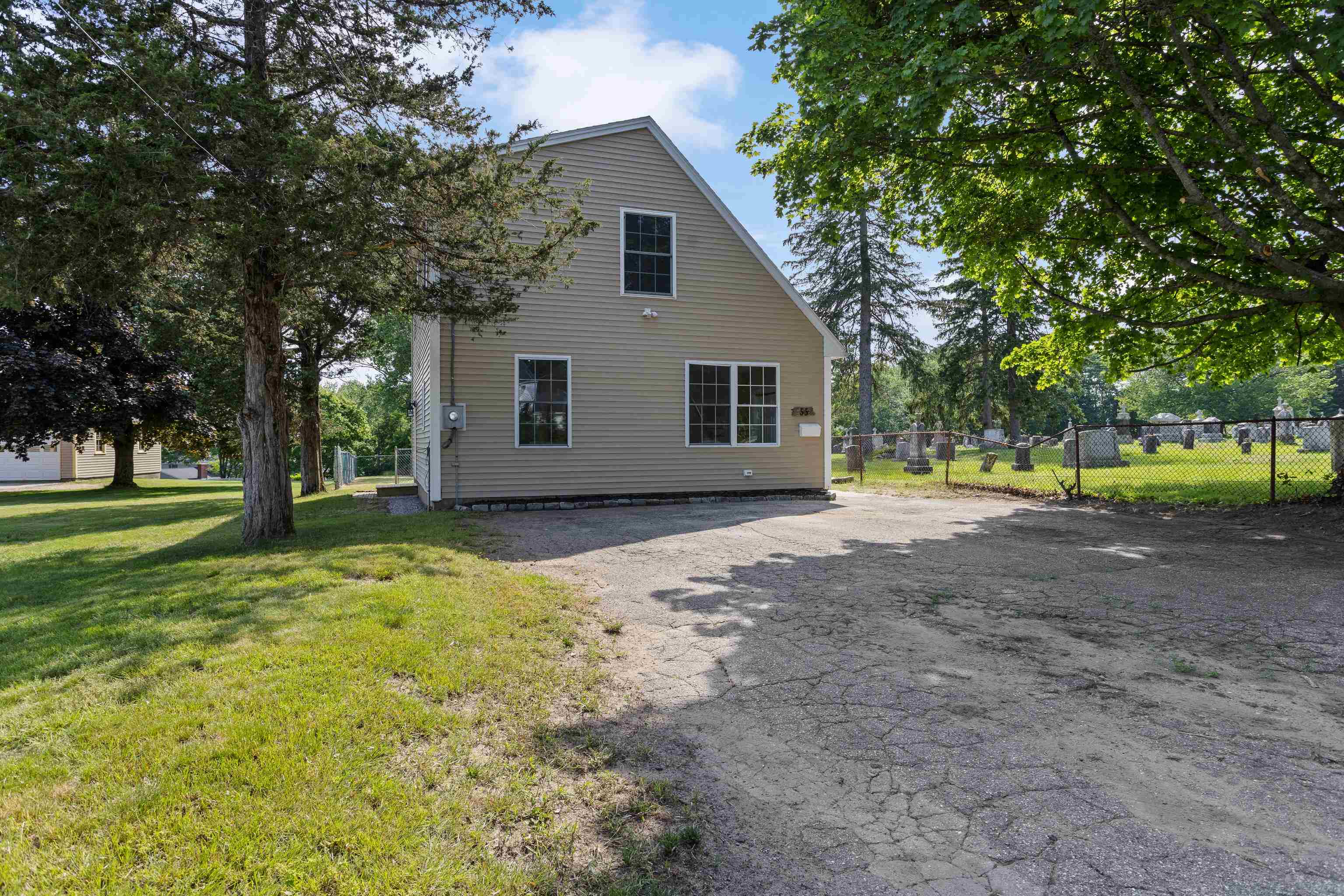 55 Stark Ave, Dover, NH 03820