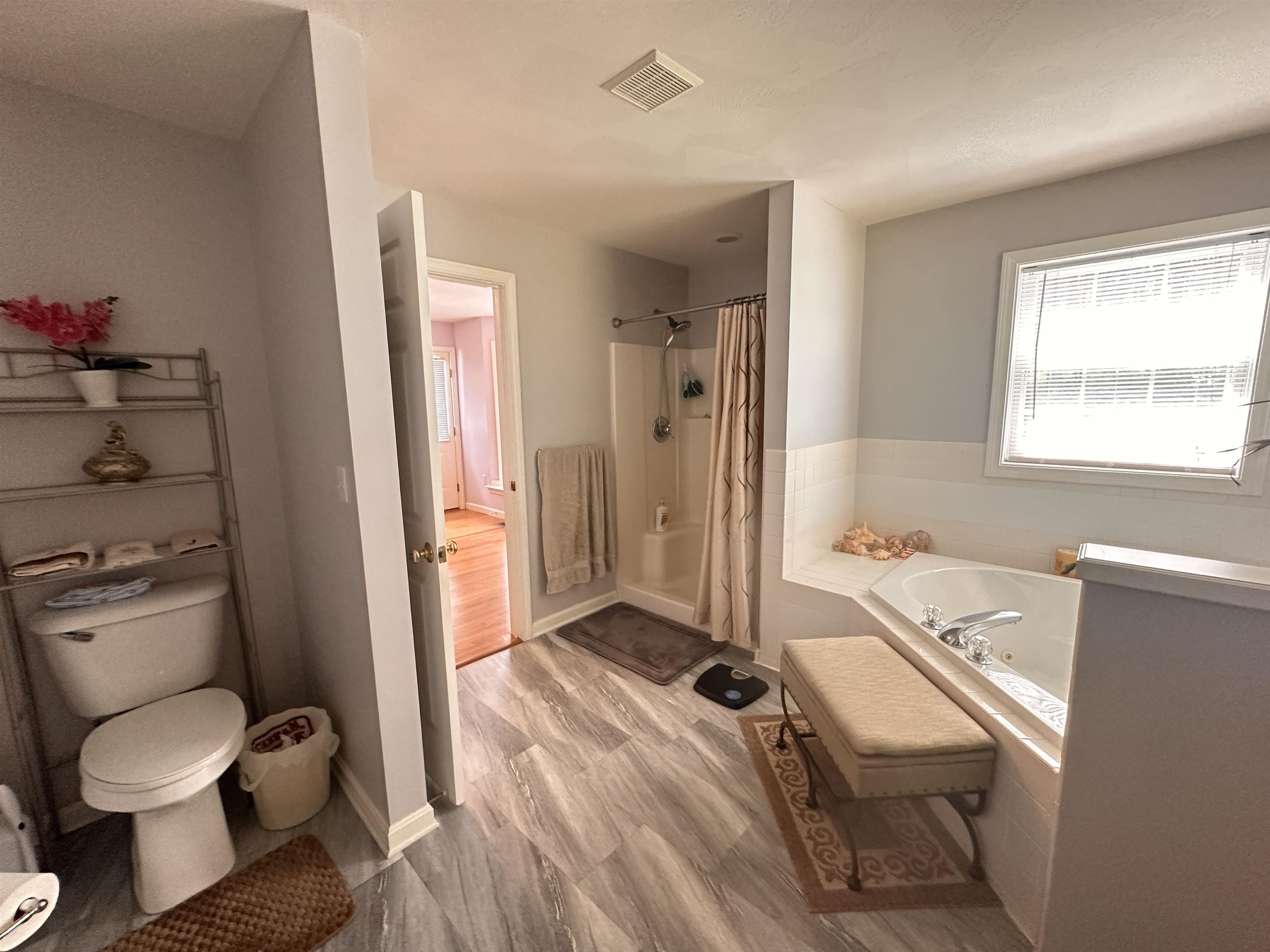 120 Camp Sargent Rd, Merrimack, NH 03054