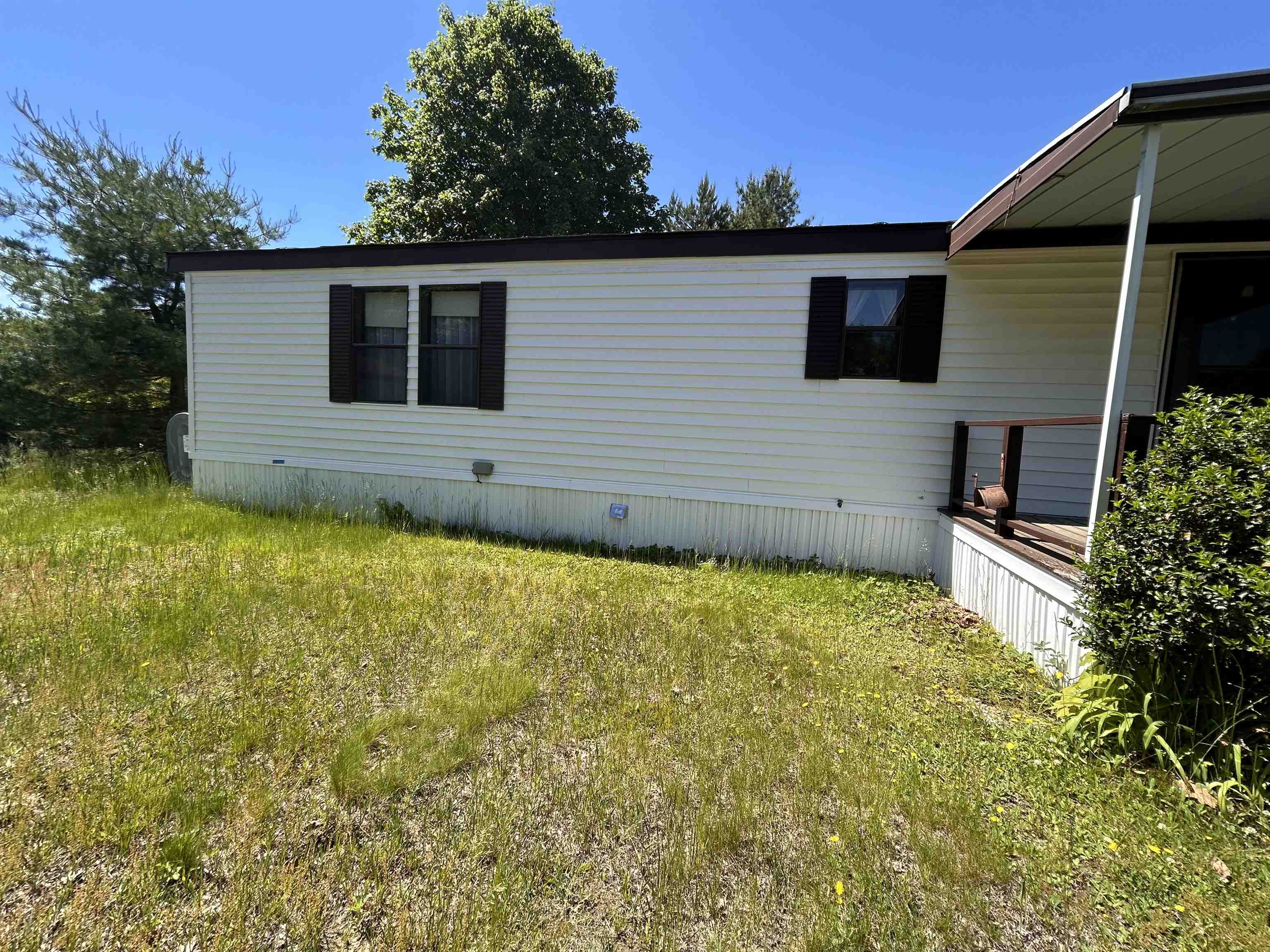 37 Monadnock Dr, Rochester, NH 03867