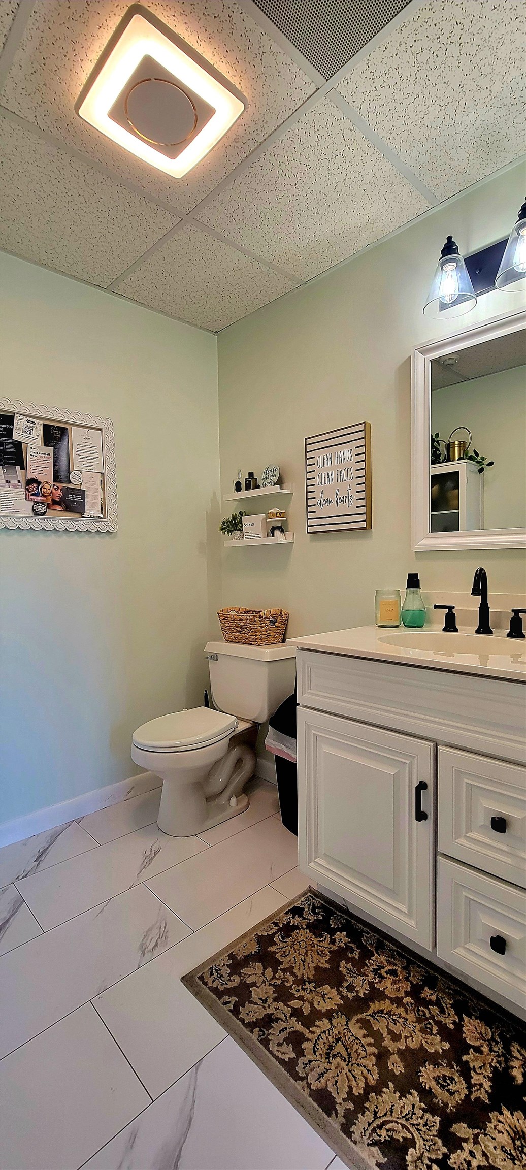 2 Mary E Clark Dr #7, Hampstead, NH 03841