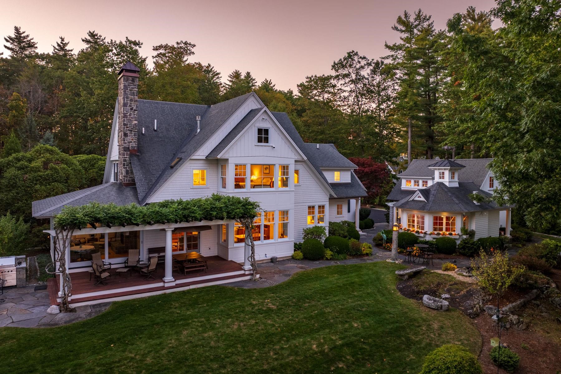 24 Wisteria Dr, Dover, NH 03820