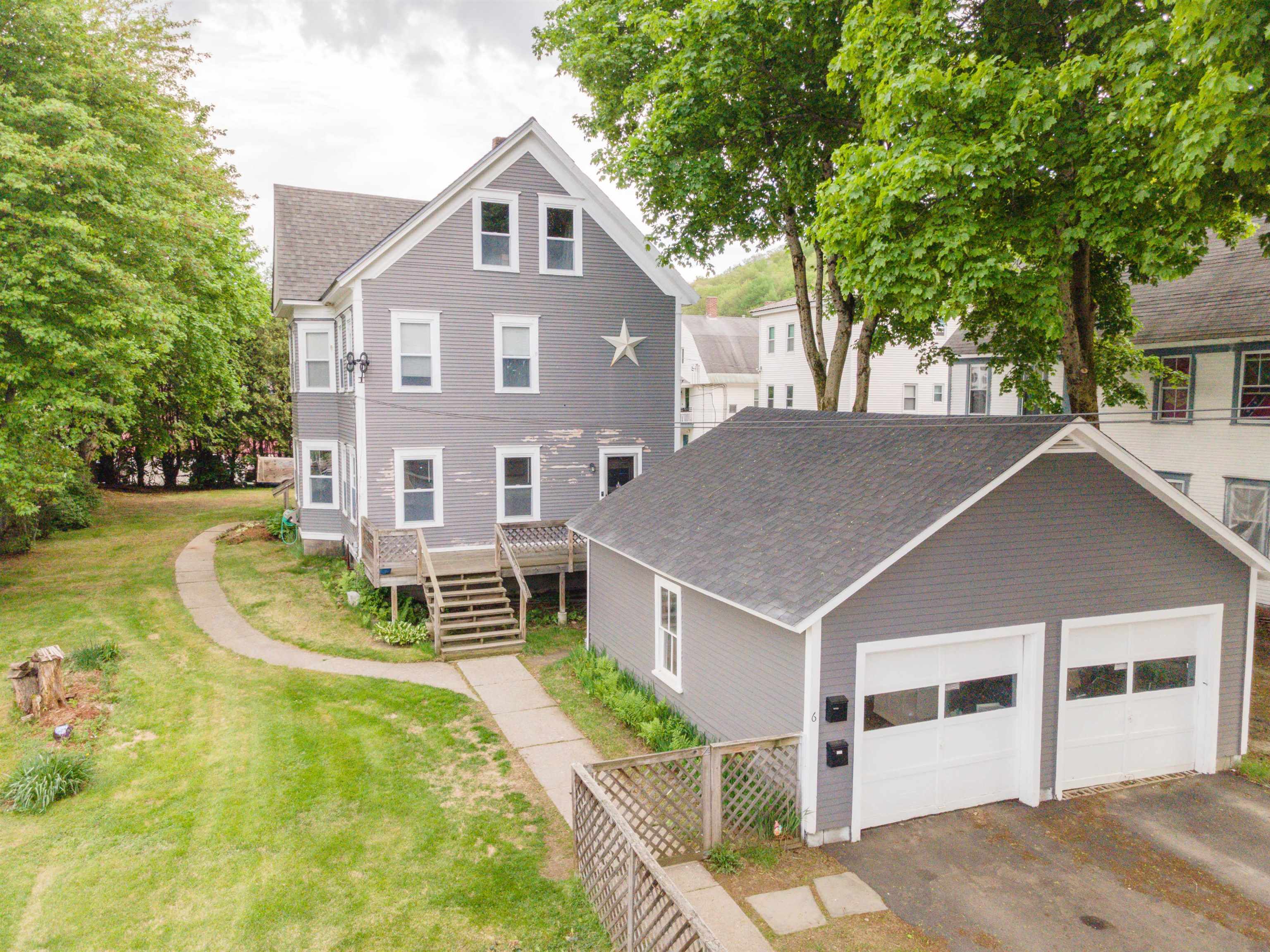 VILLAGE OF BELLOWS FALLS IN TOWN OF ROCKINGHAM VT&nbsp;Multi Family for sale $$225,000 | $86 per sq.ft.
