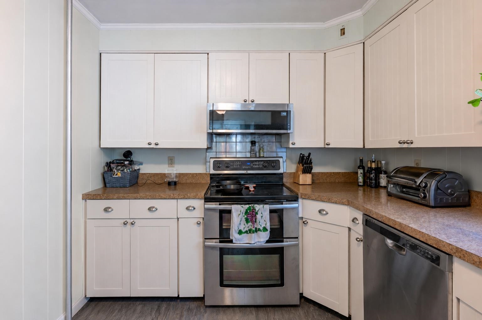 9 Pleasant St, Pembroke, NH 03275