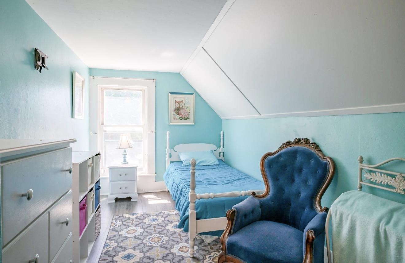 9 Pleasant St, Pembroke, NH 03275