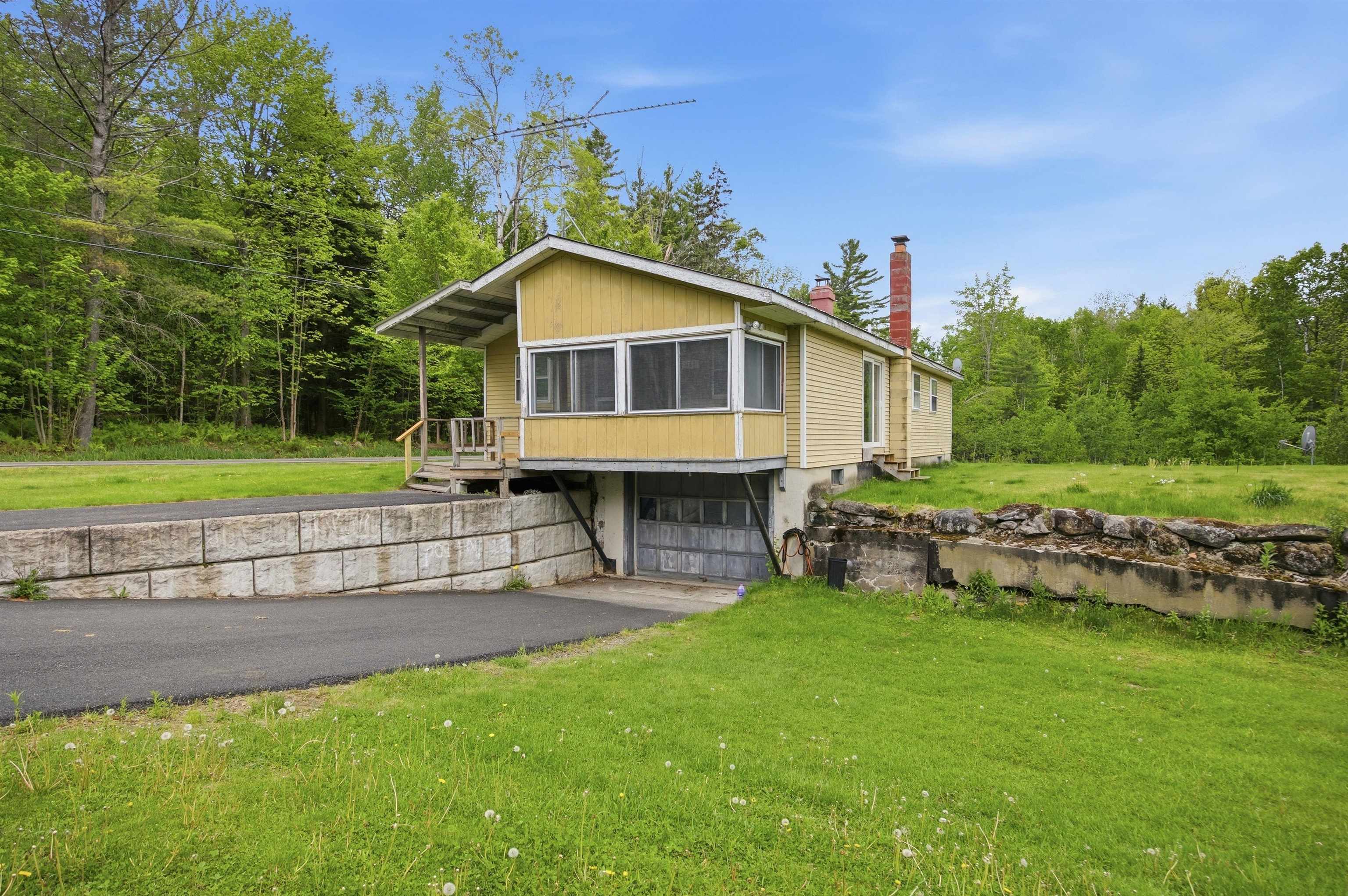 461 Coventry Rd, Benton, NH 03785