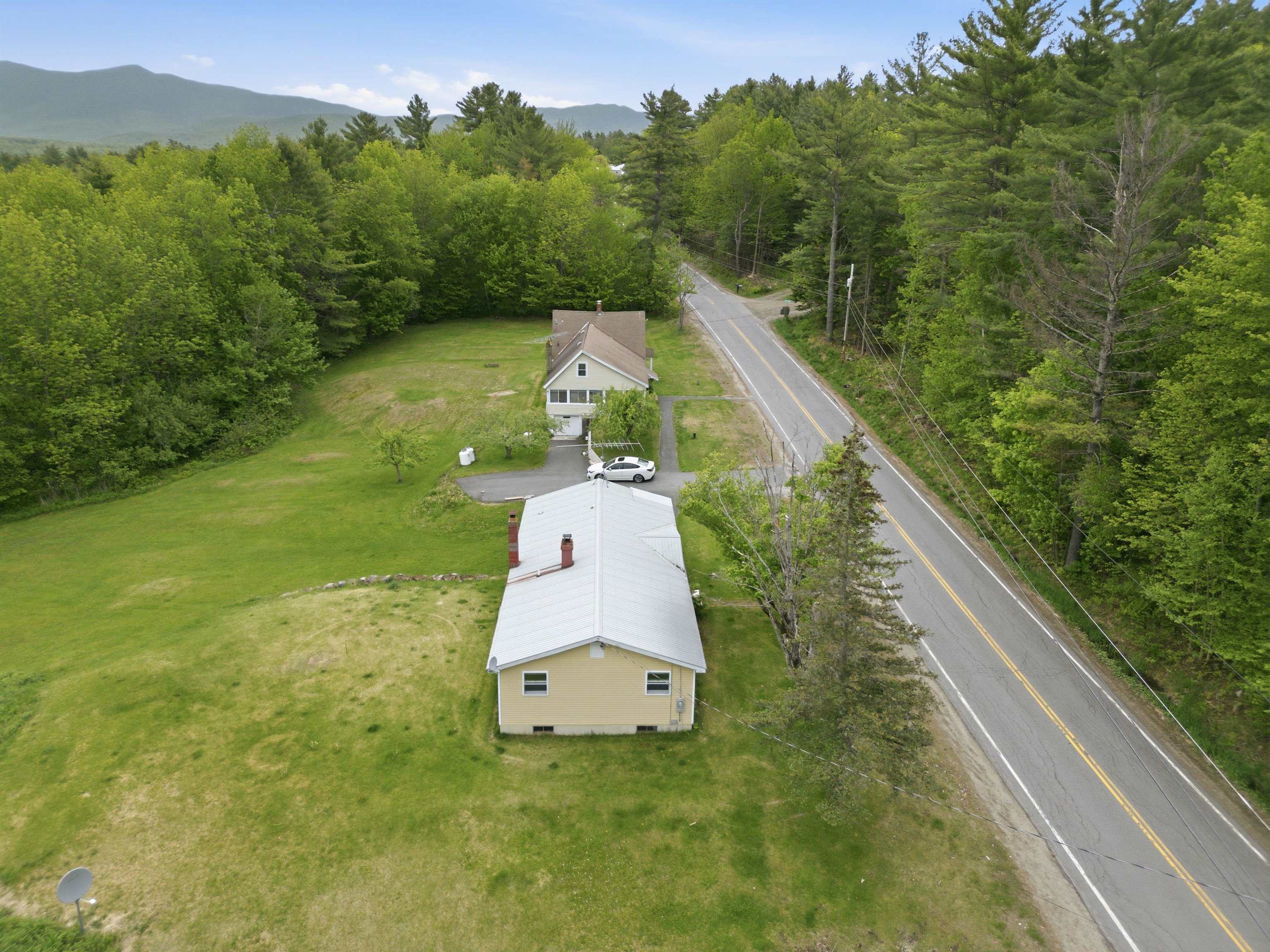 461 Coventry Rd, Benton, NH 03785