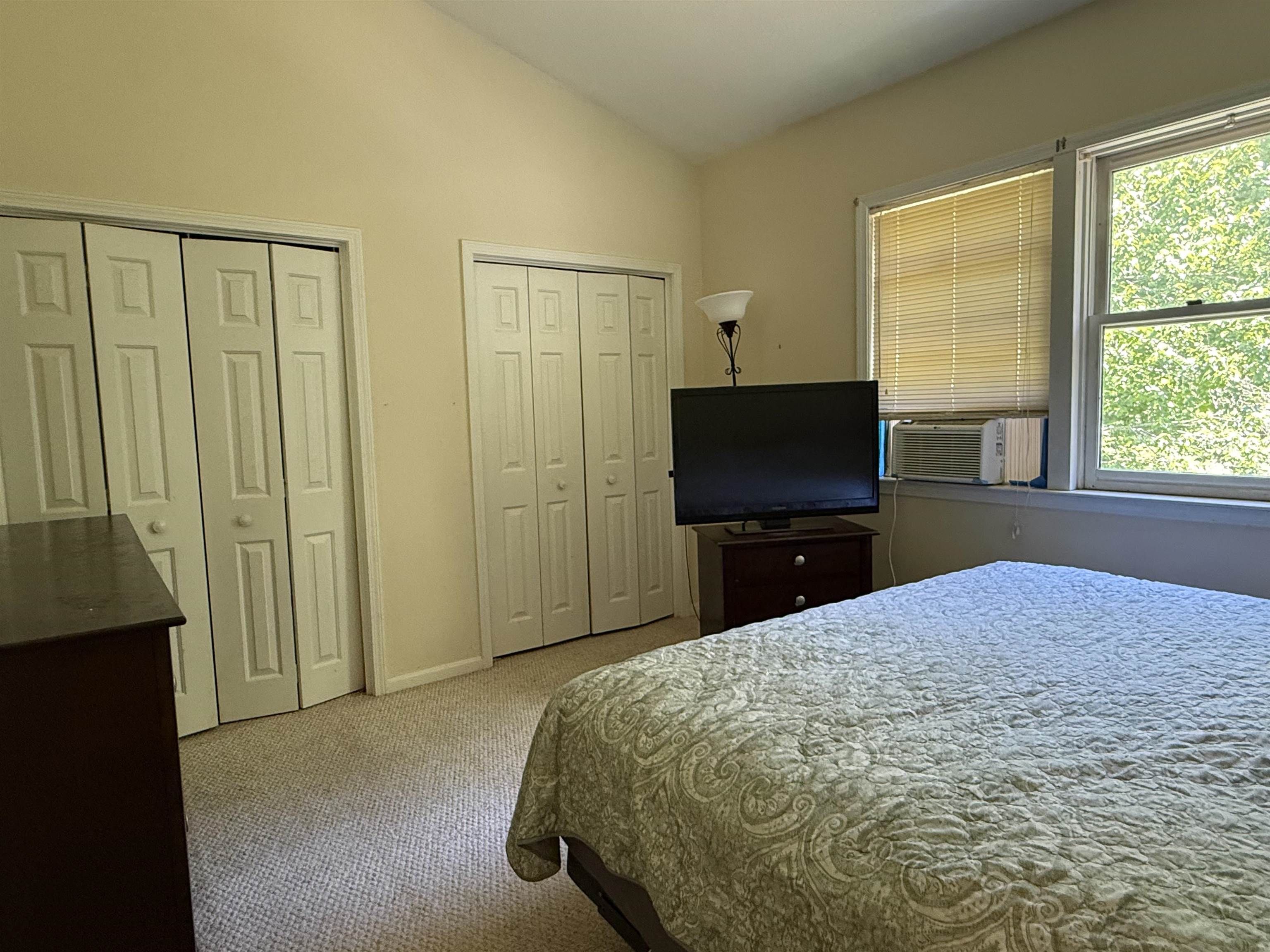 6 Rangers Dr #A, Hudson, NH 03051