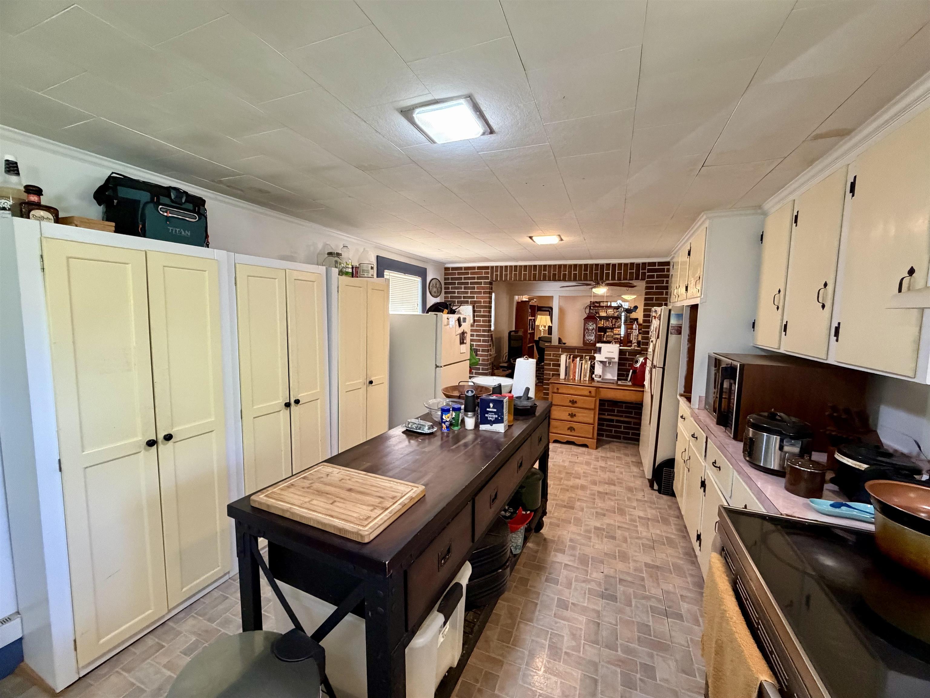 61 Maple St, Somersworth, NH 03878