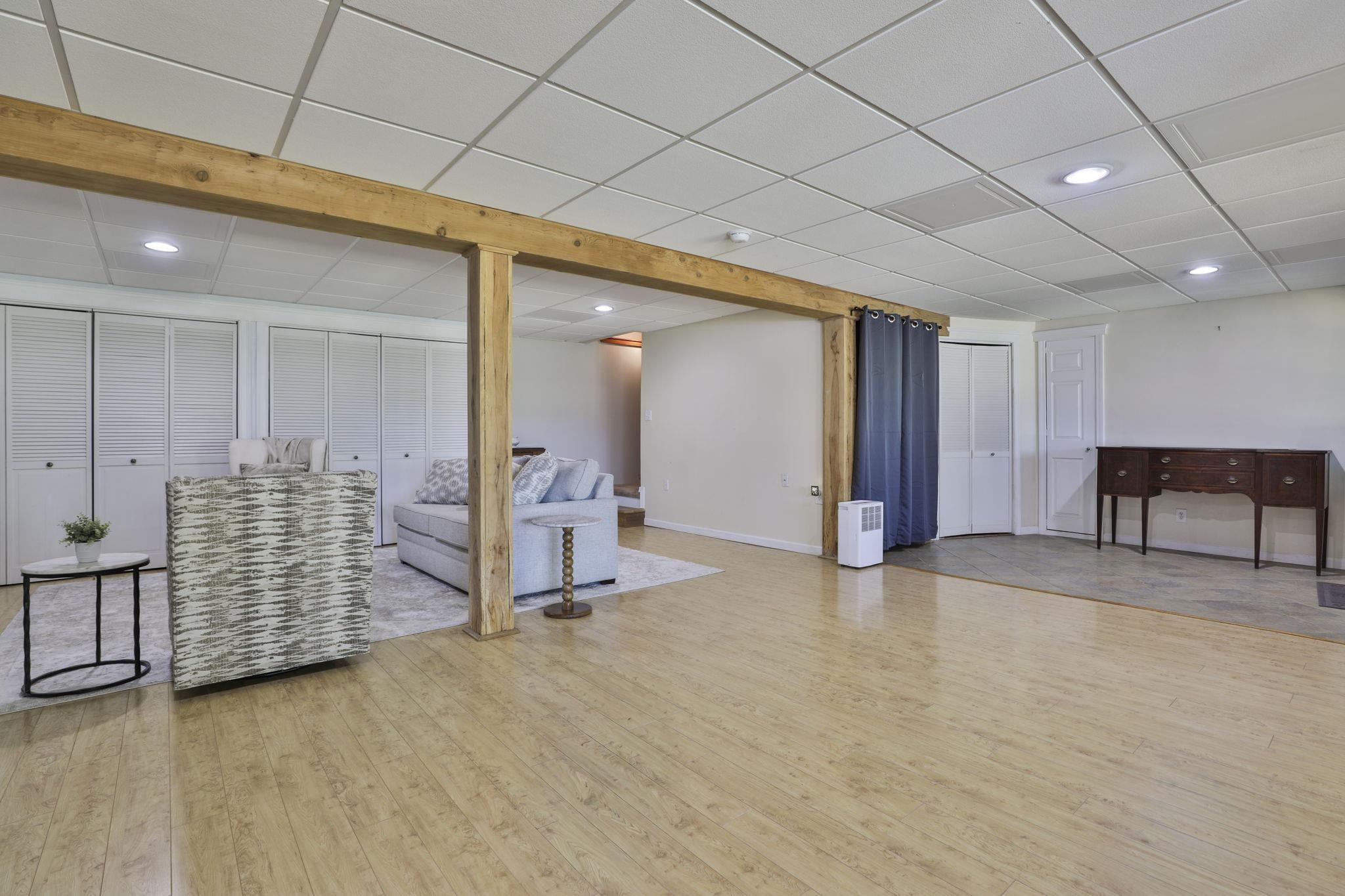 10 Sargent Rd, Brookline, NH 03033