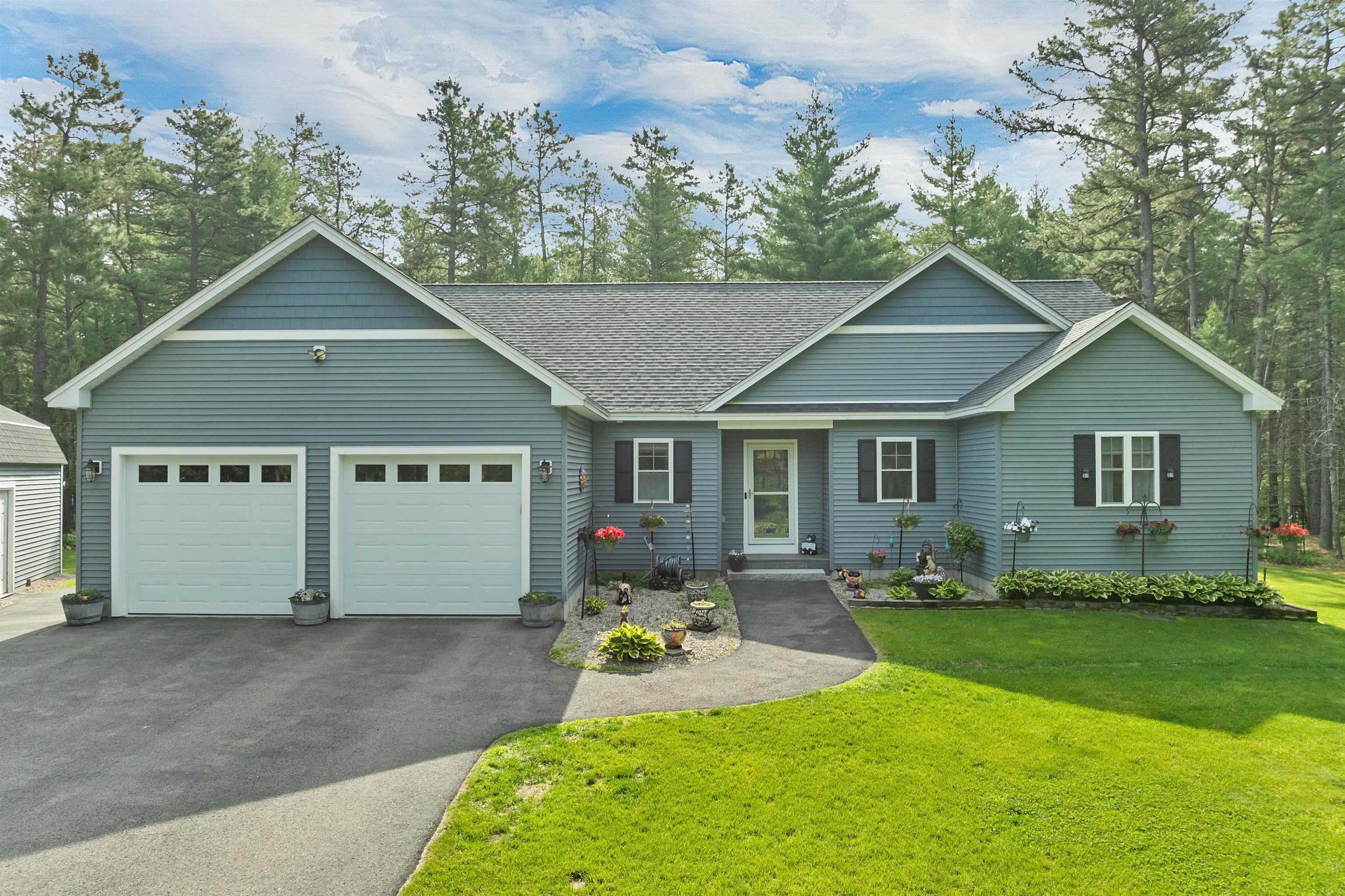 193 Stag Dr, Madison, NH 03875
