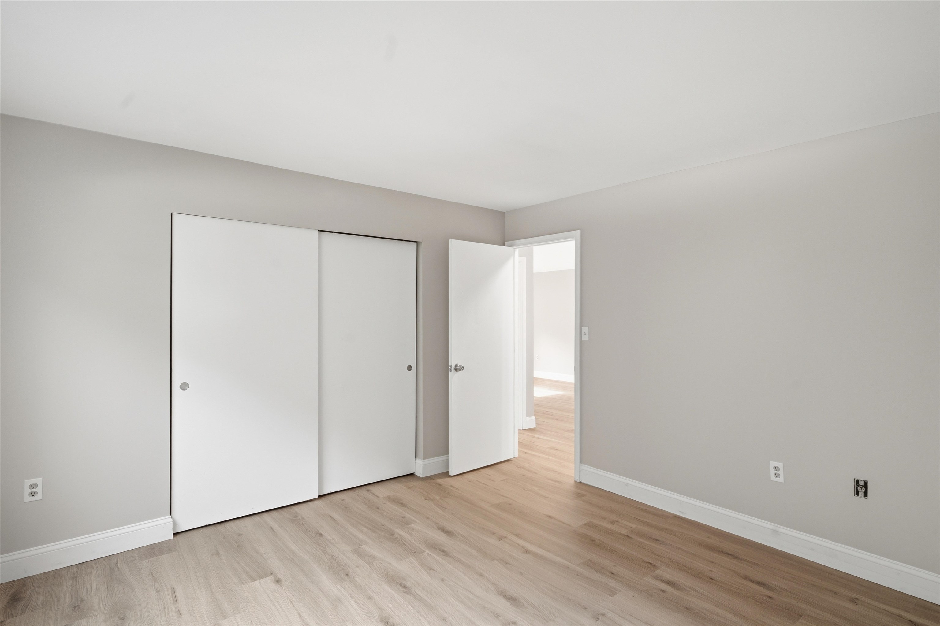 8 Strawberry Bank Rd #9, Nashua, NH 03062