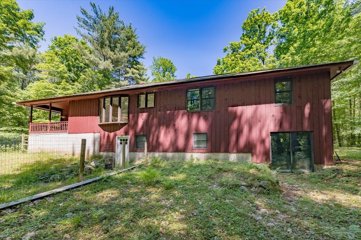 724 Starch Mill Rd, Mason, NH 03048
