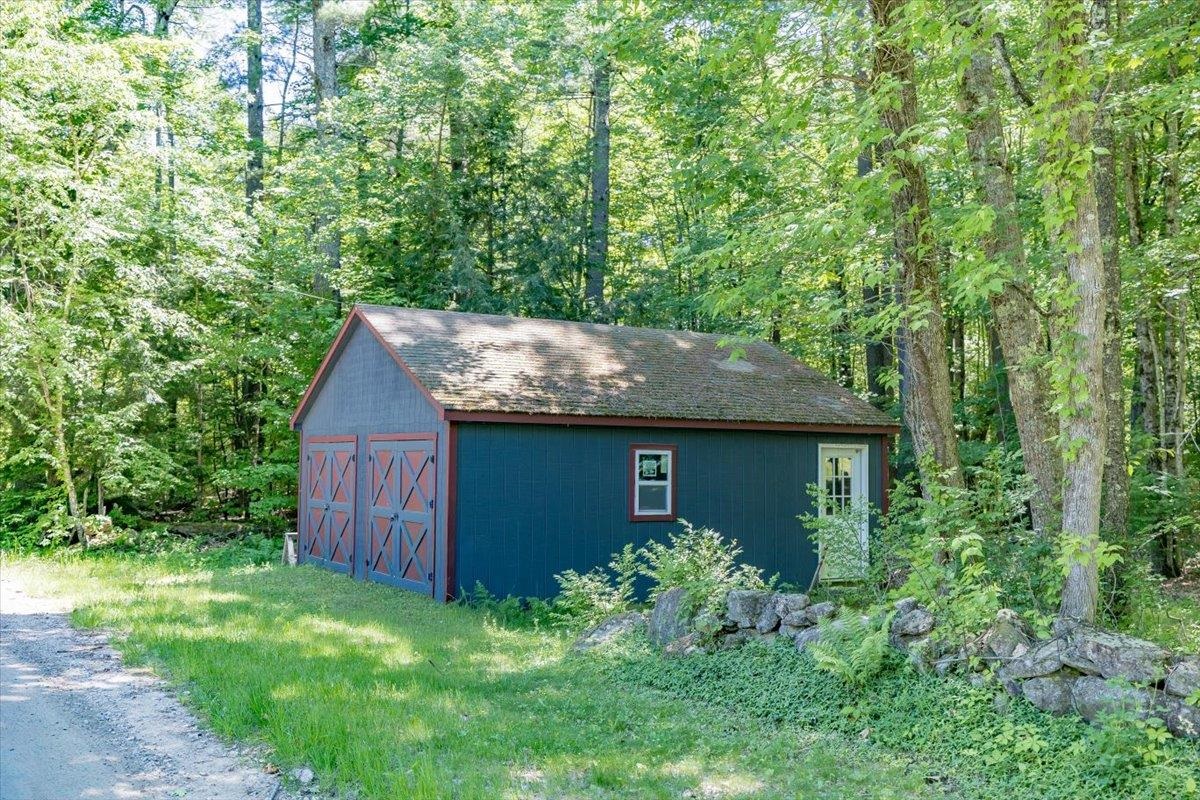 724 Starch Mill Rd, Mason, NH 03048