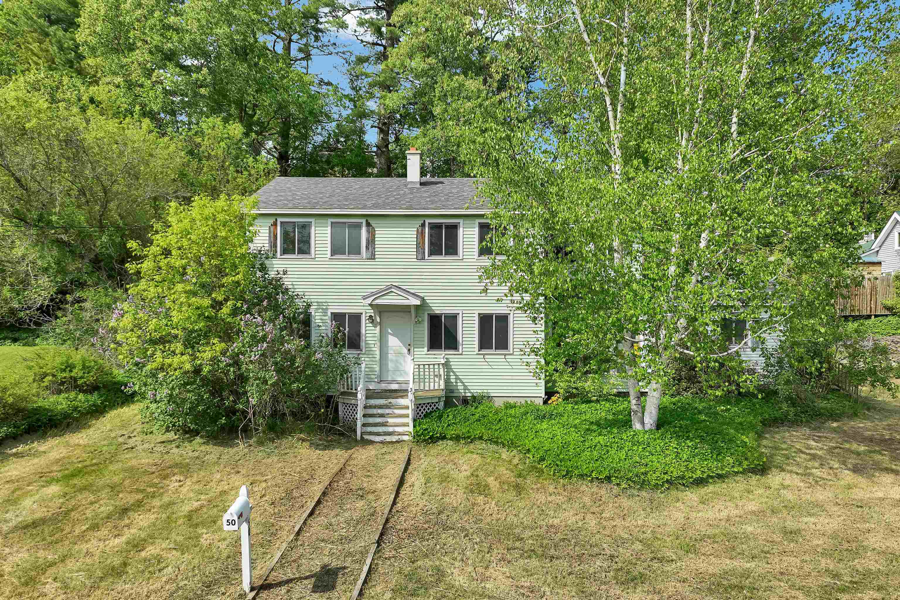50 Brown St, Whitefield, NH 03598