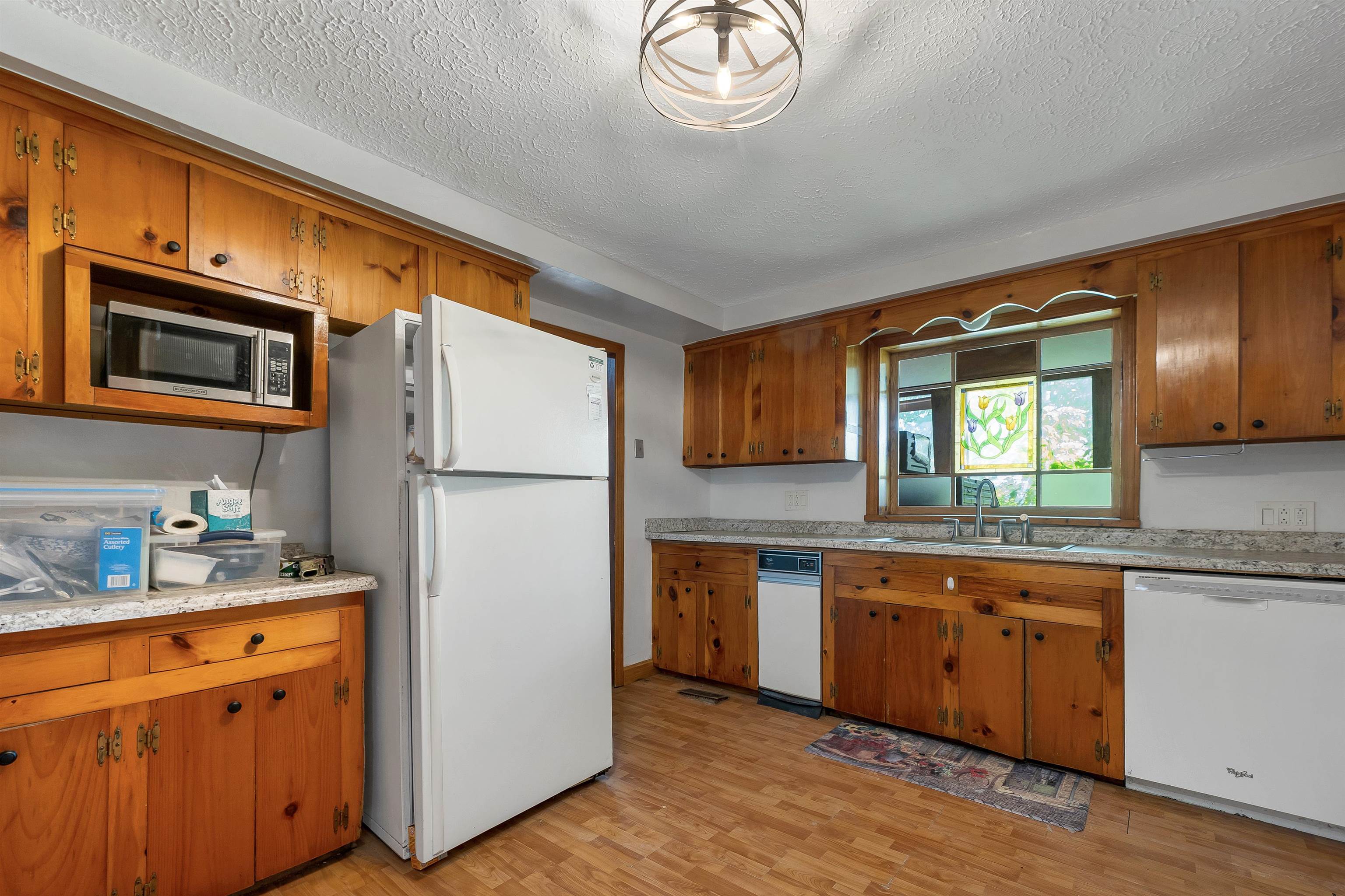 50 Brown St, Whitefield, NH 03598