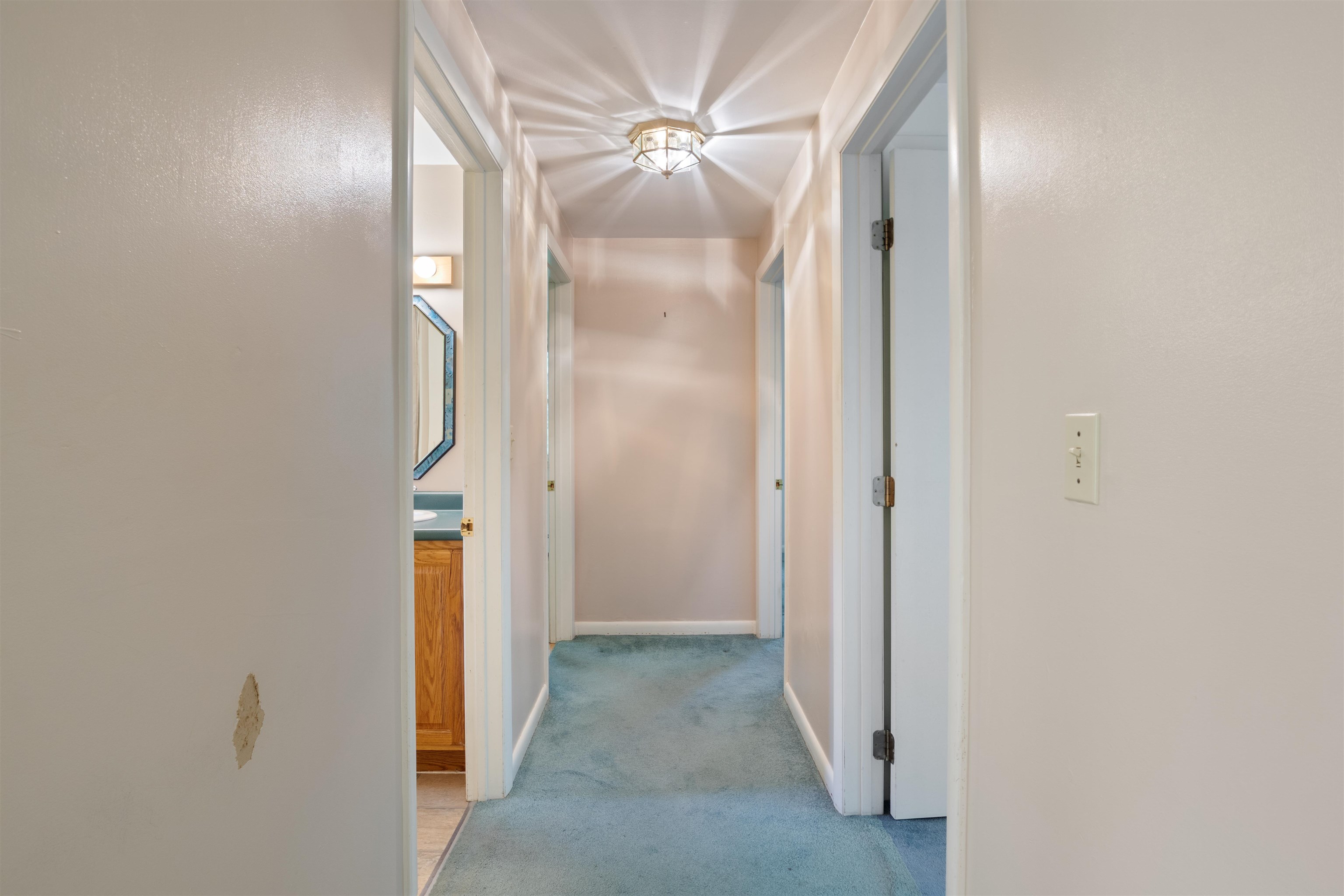 79 Maple St, Somersworth, NH 03878