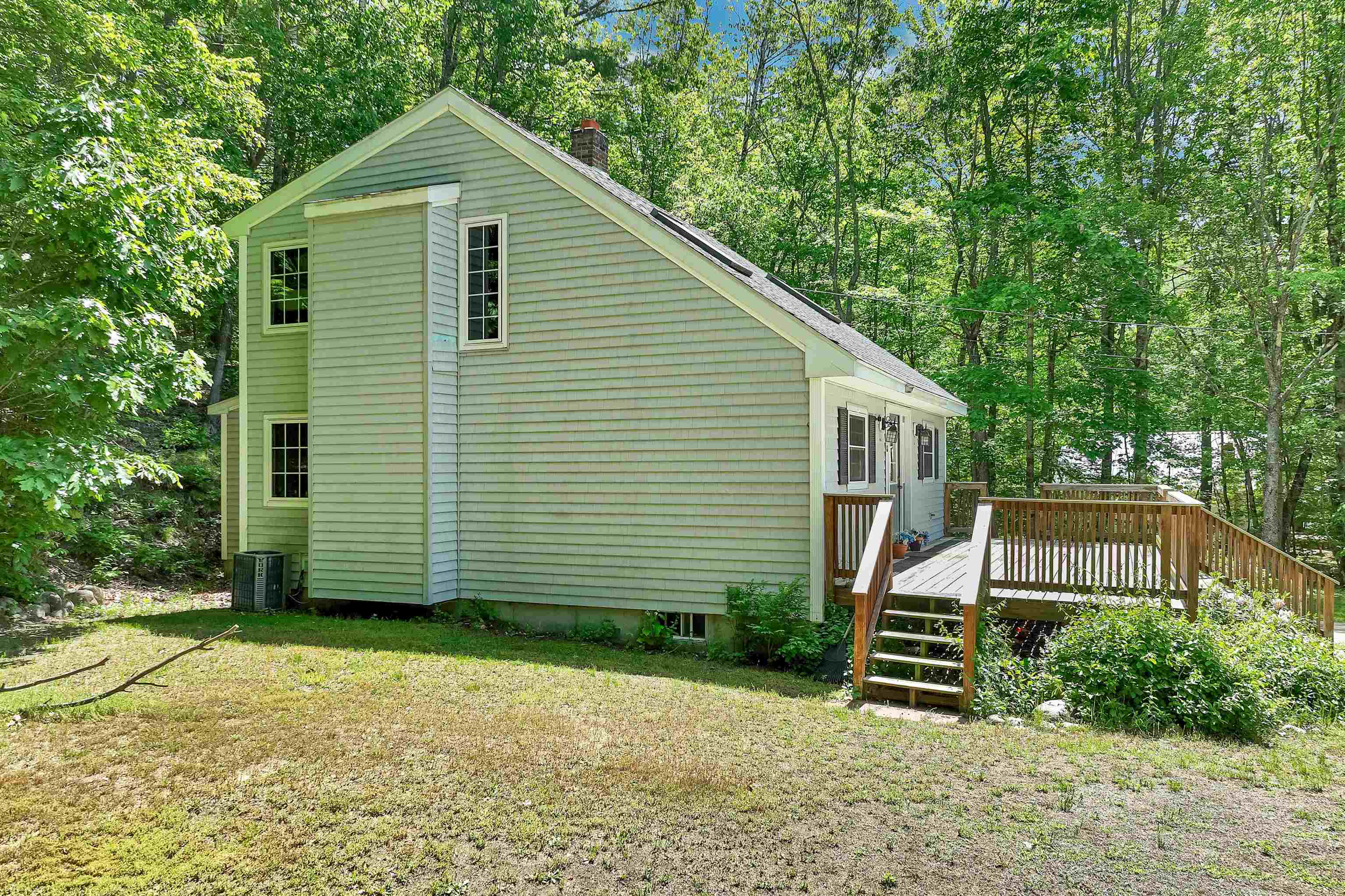 48 Independence Dr, Freedom, NH 03836