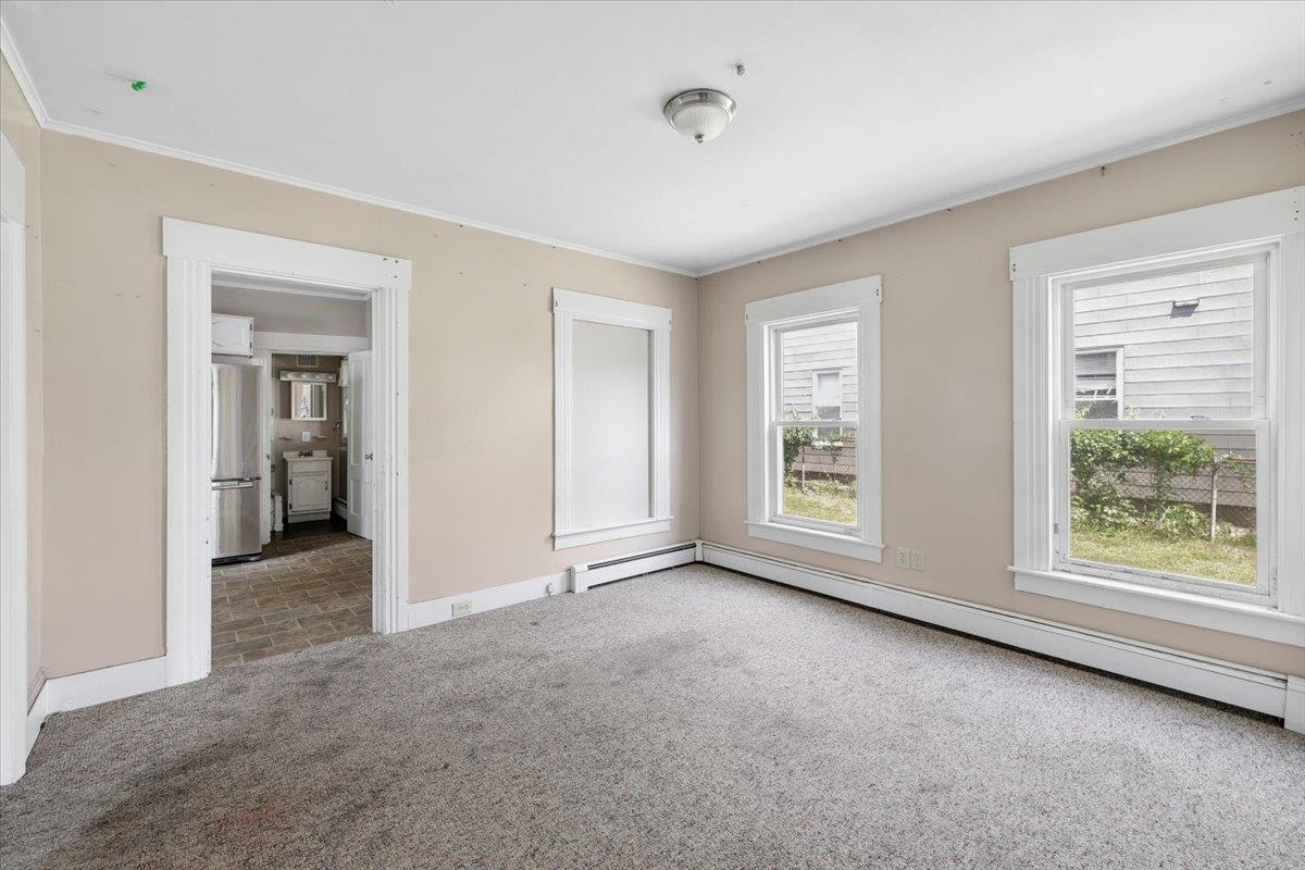 336 Spruce St, Manchester, NH 03103