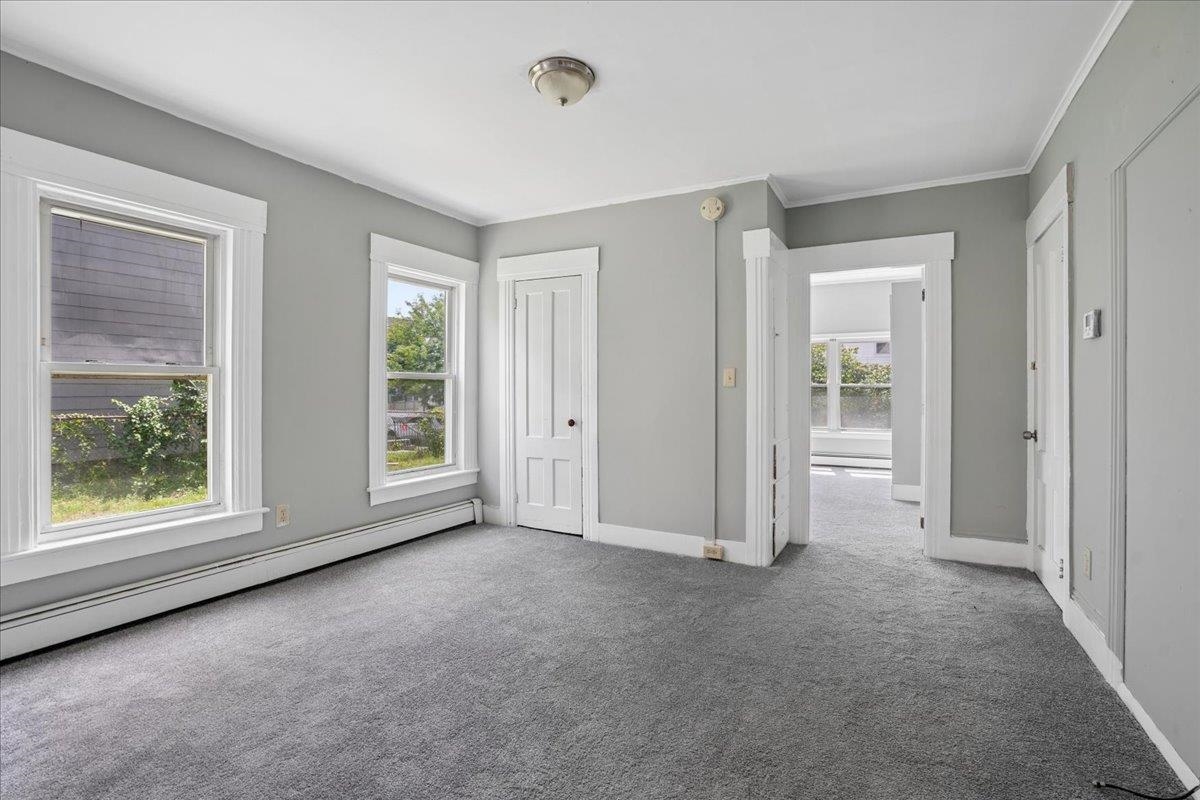 1st Floor Living Room 26002755