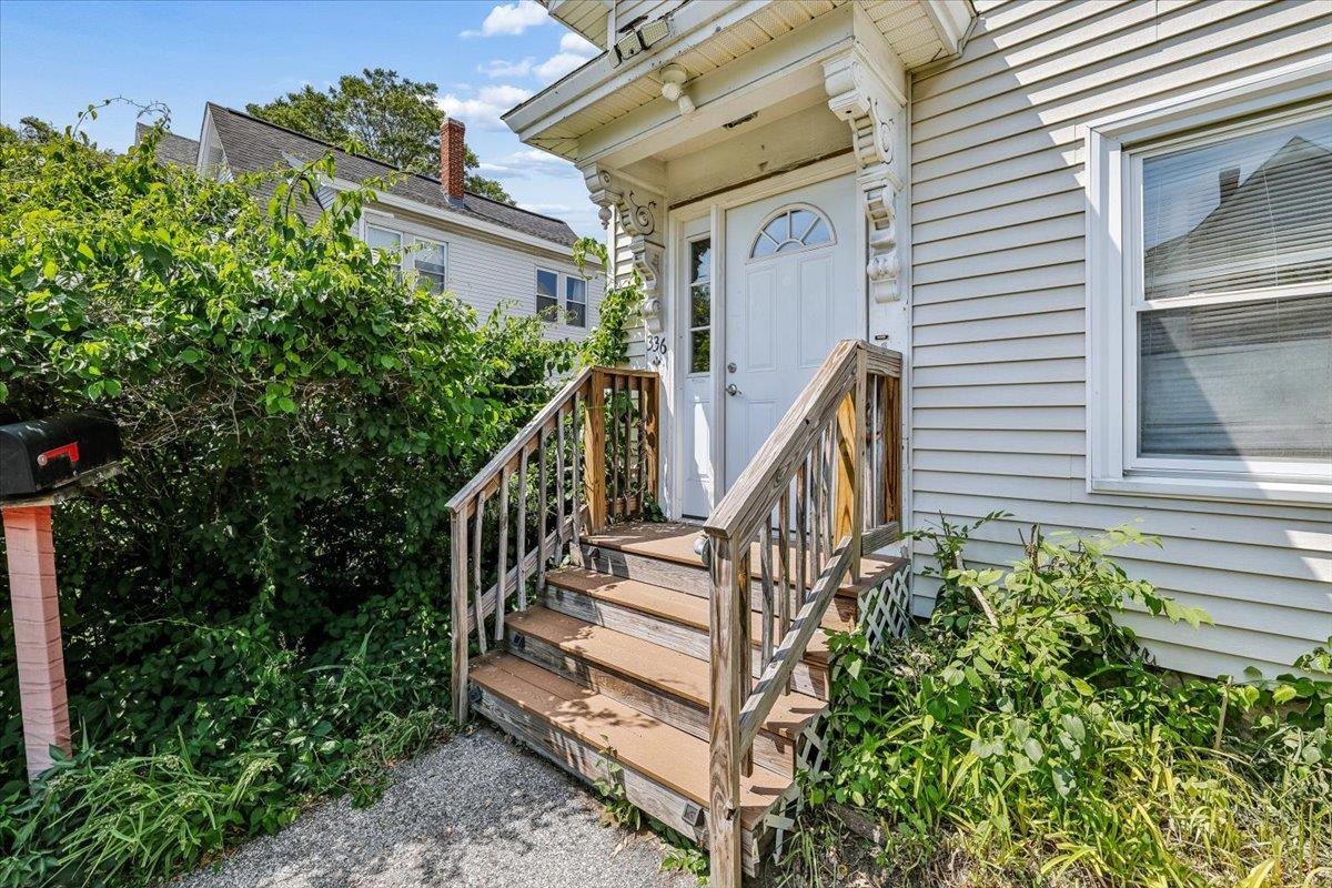 336 Spruce St, Manchester, NH 03103