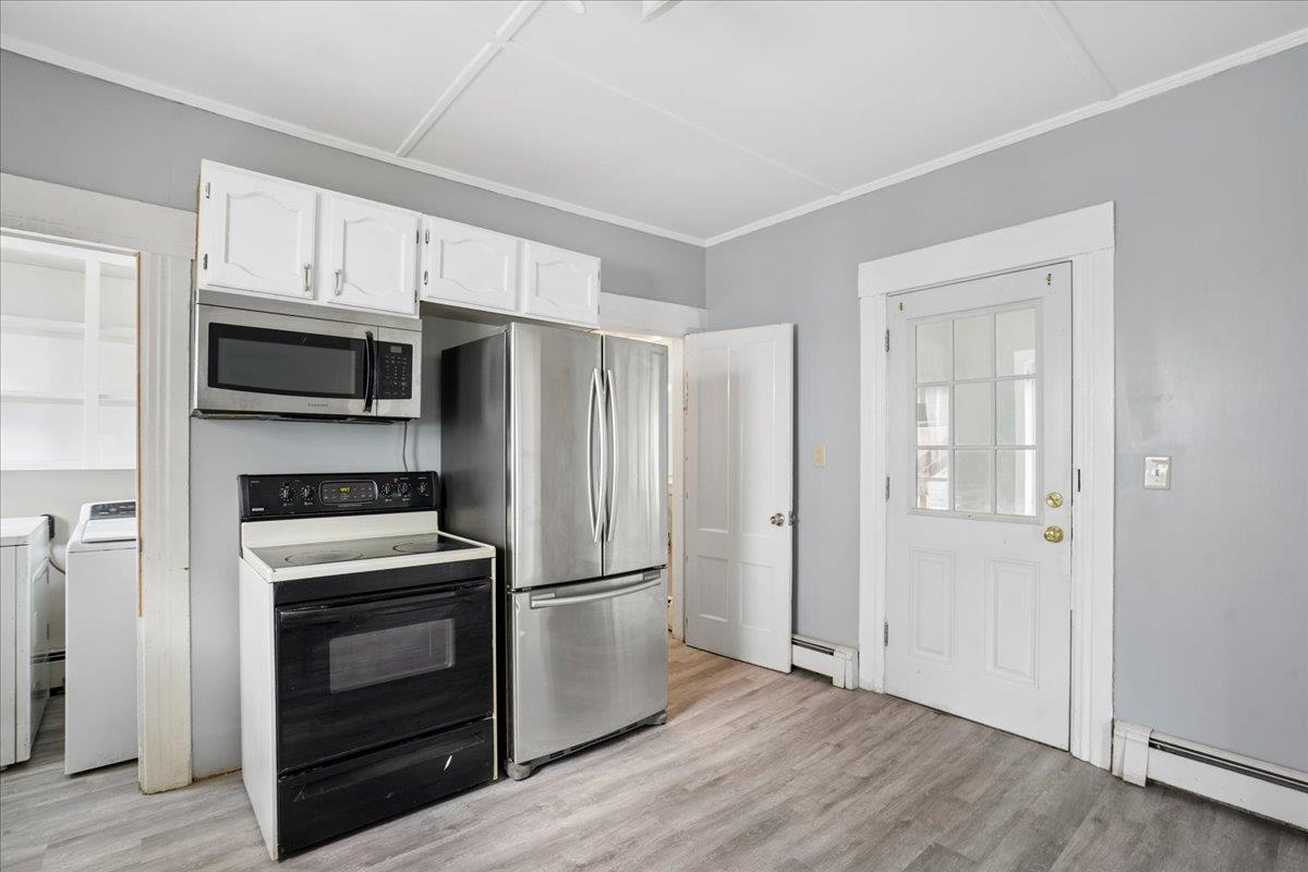 1st Floor Kitchen 26002776