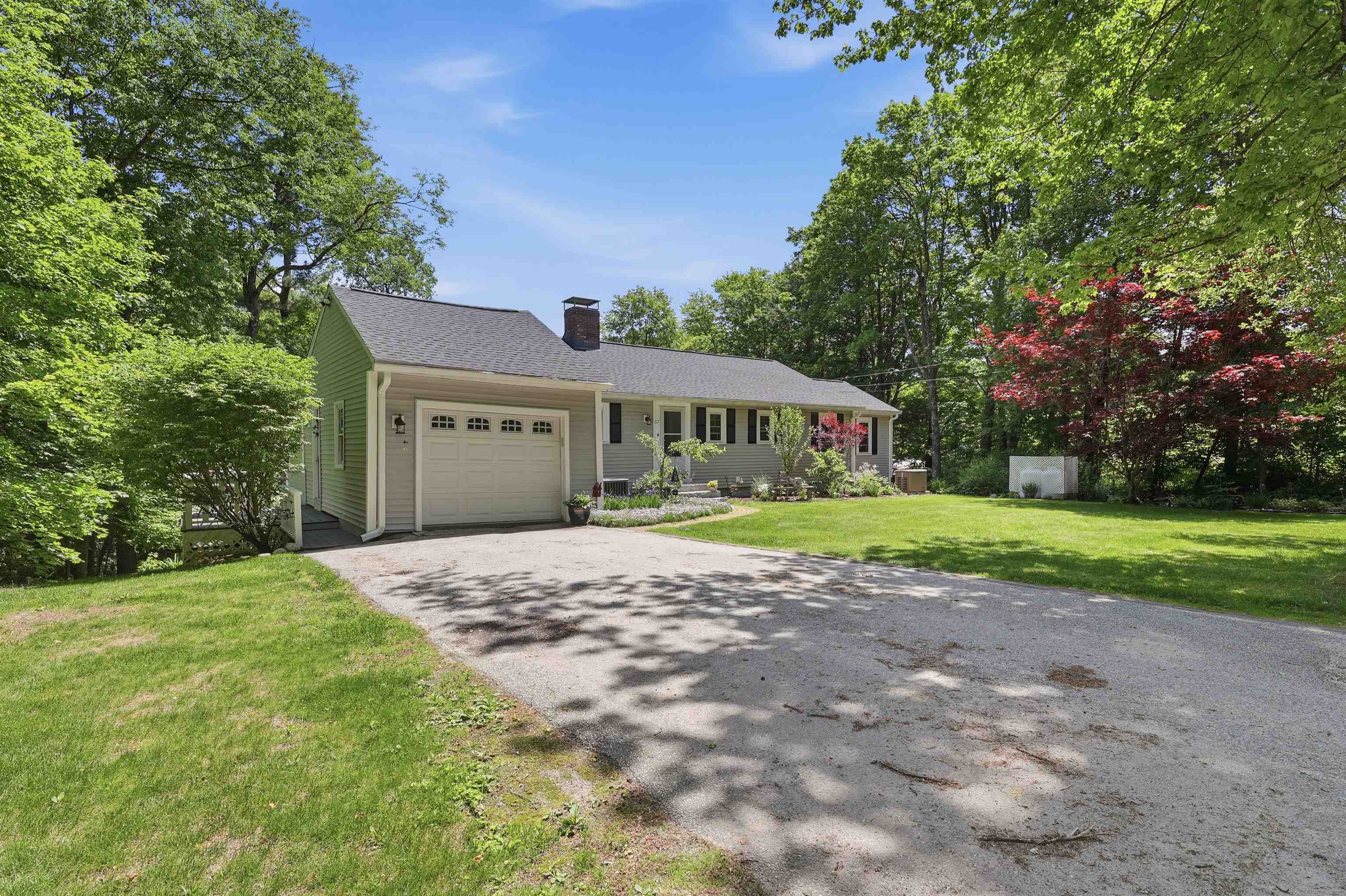 57 Windy Row, Peterborough, NH 03458