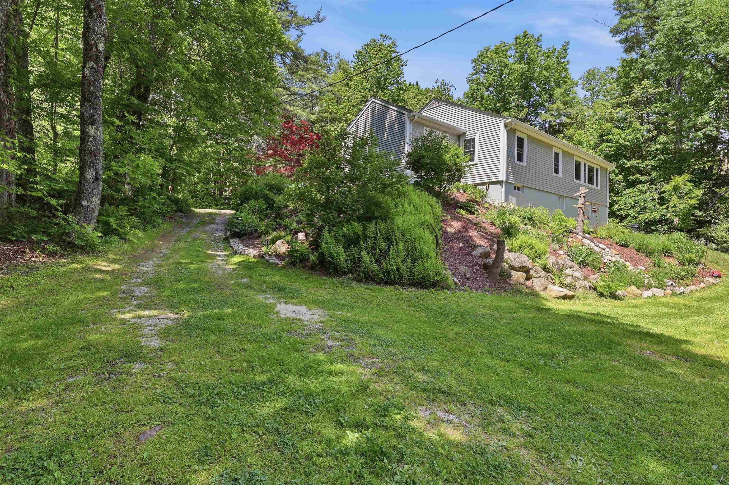 57 Windy Row, Peterborough, NH 03458