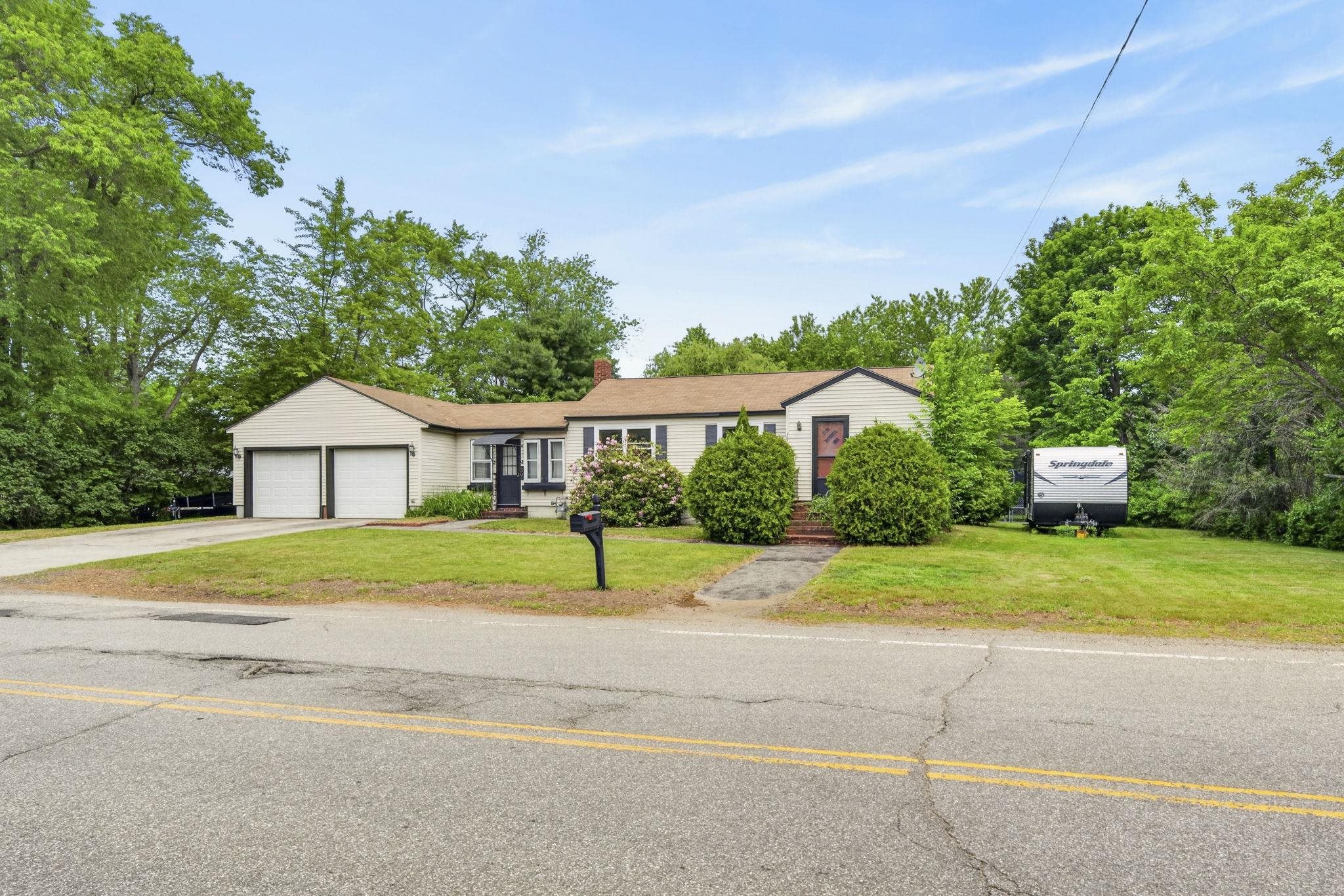39 Pembroke Rd, Concord, NH 03301