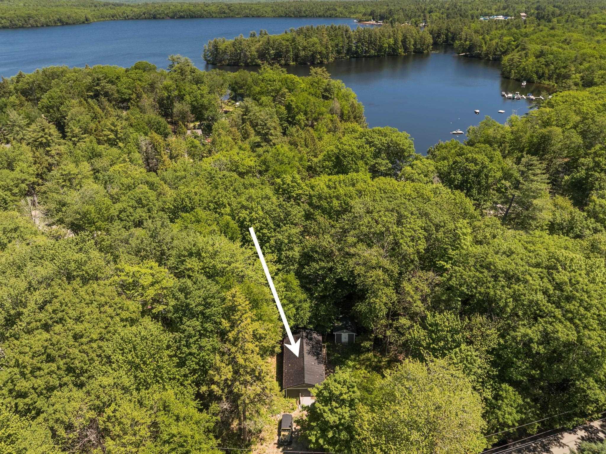 8 Merlin Rd, Farmington, NH 08835