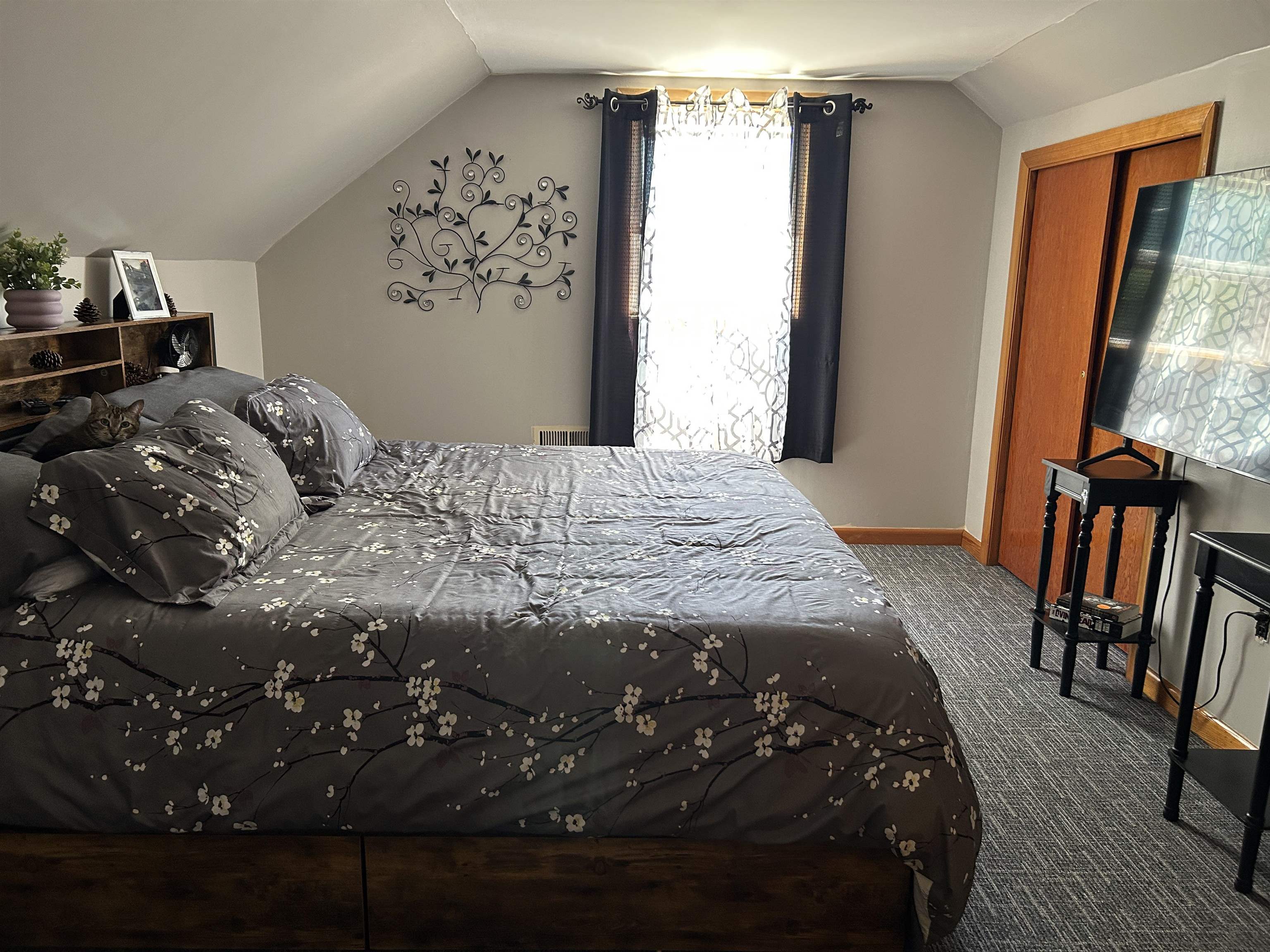 80 Maynesboro St, Berlin, NH 03570