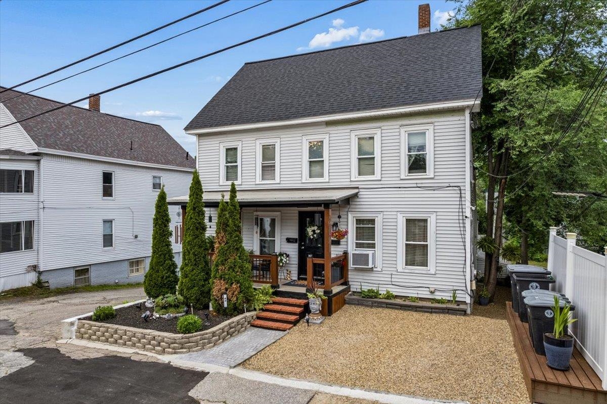 43 Elkins St, Franklin, NH 03235