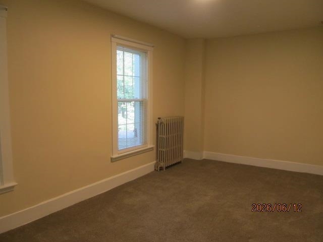 1st Bedroom 25524588