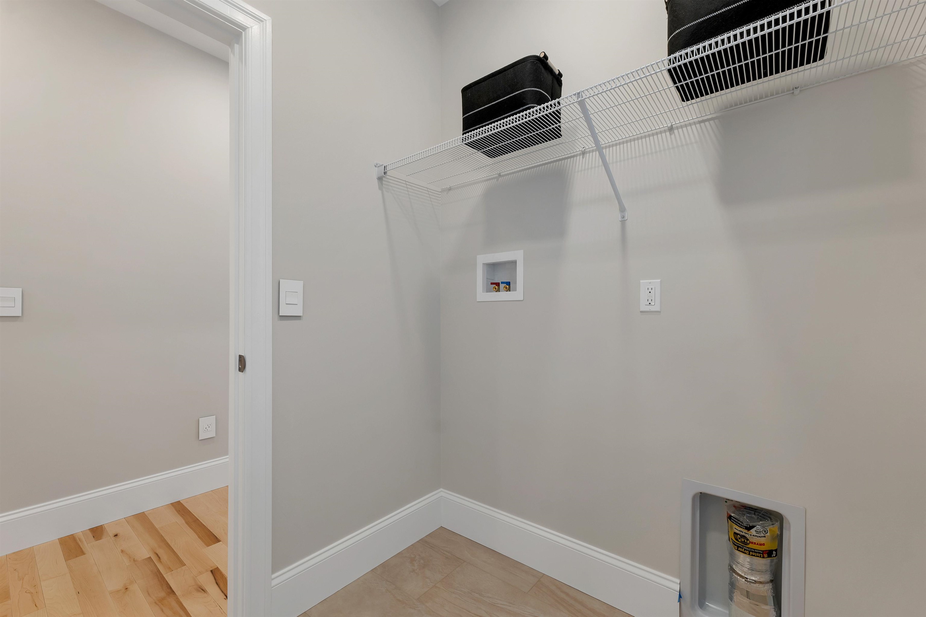 131 County Rd, Amherst, NH 03055