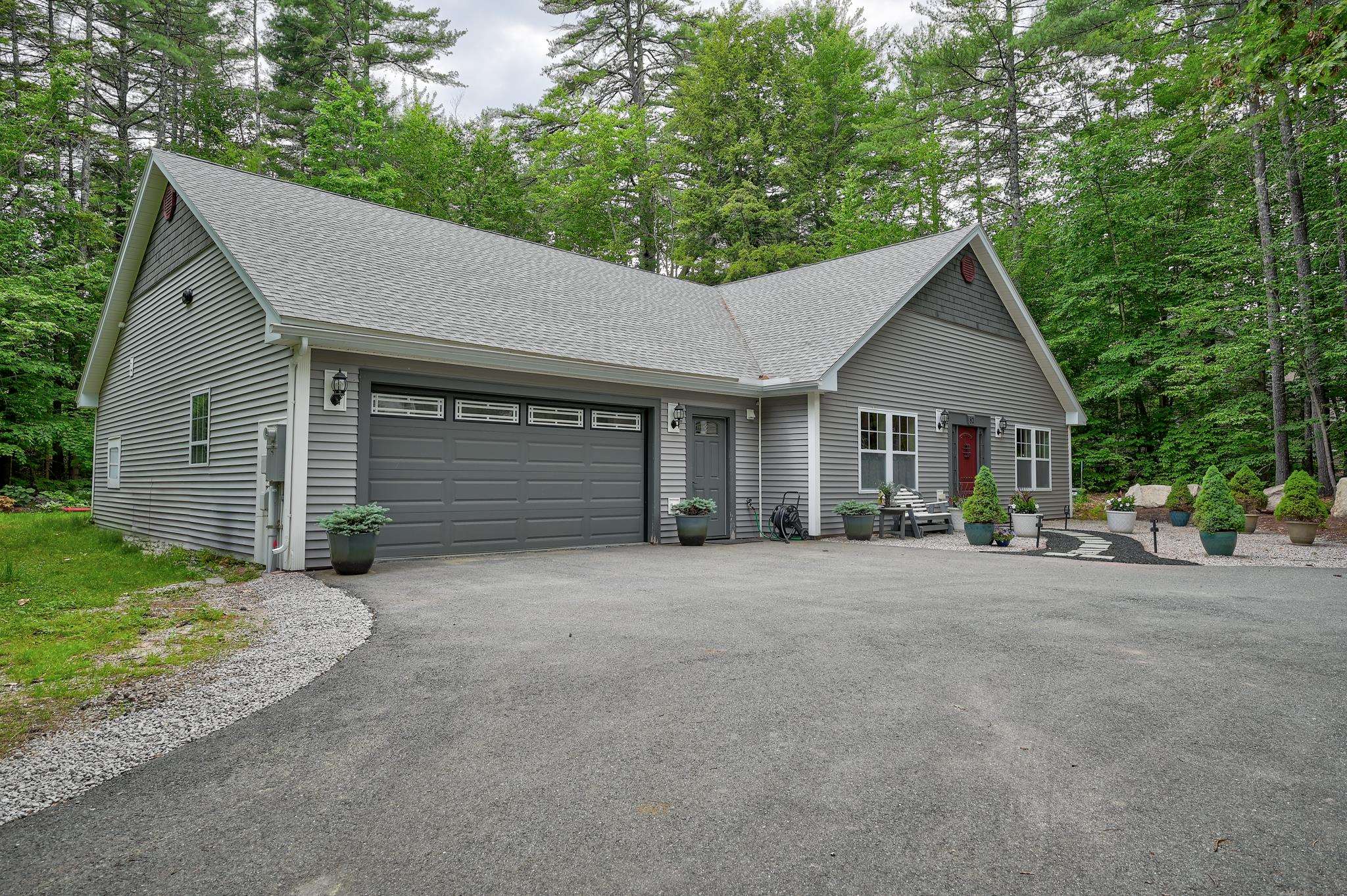 82 Poliquin Dr, Conway, NH 03818