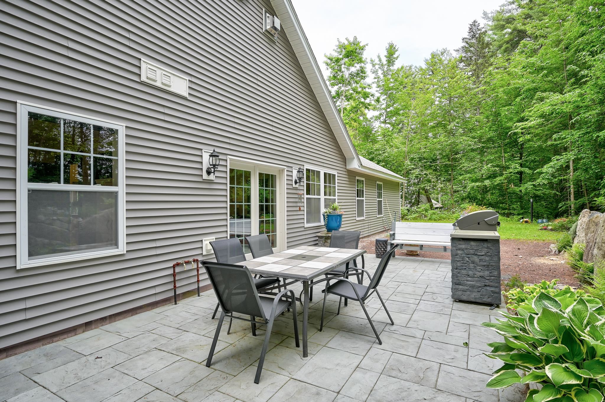 82 Poliquin Dr, Conway, NH 03818