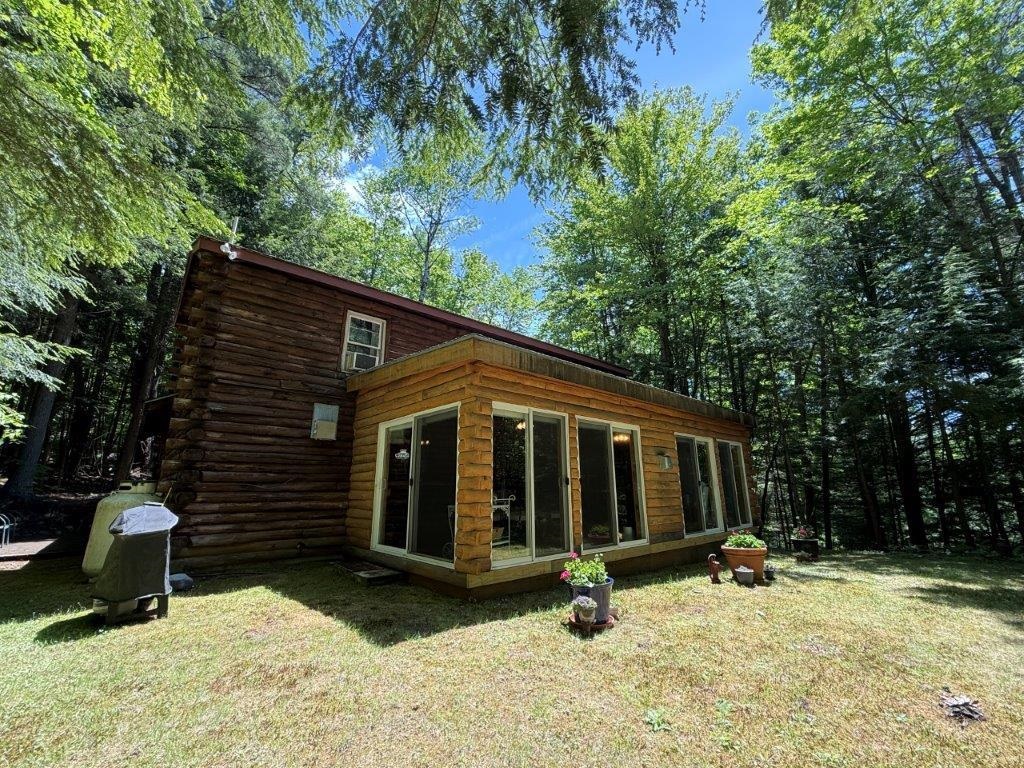 73 Andrew Ln, Canaan, NH 03741