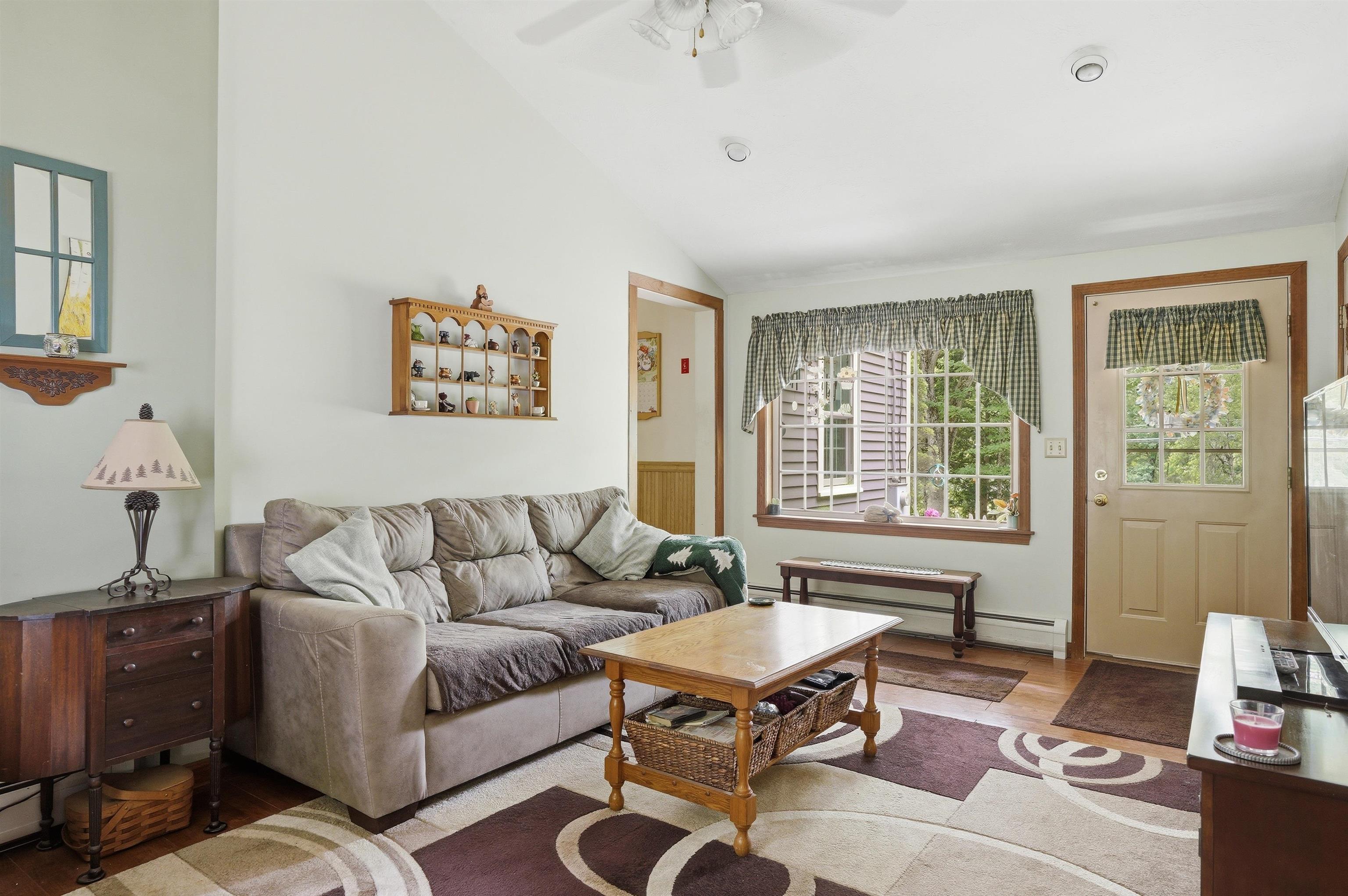 66 Whipplewill Rd, New Boston, NH 03070