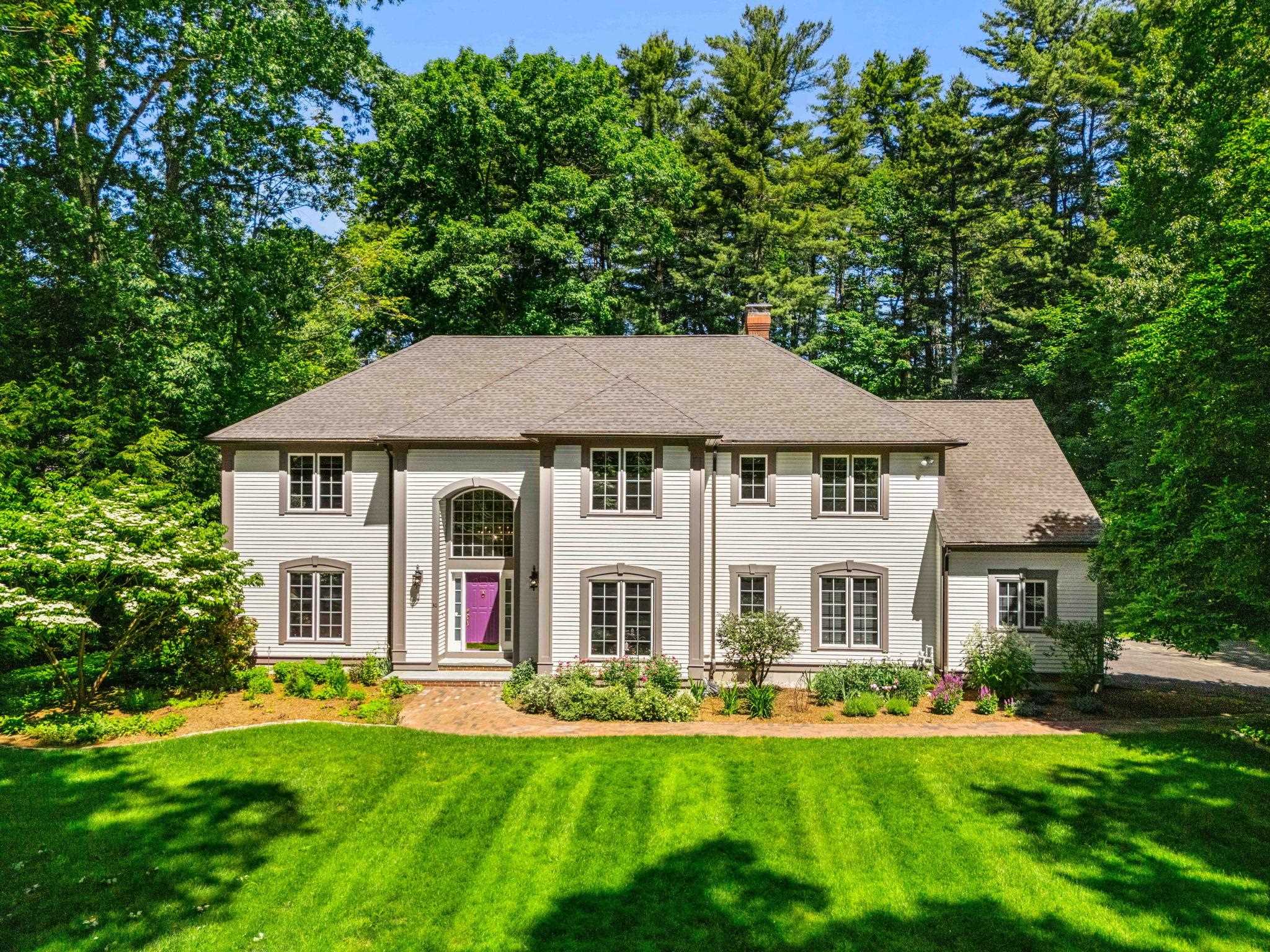 30 Gale Rd, Hampton, NH 03842