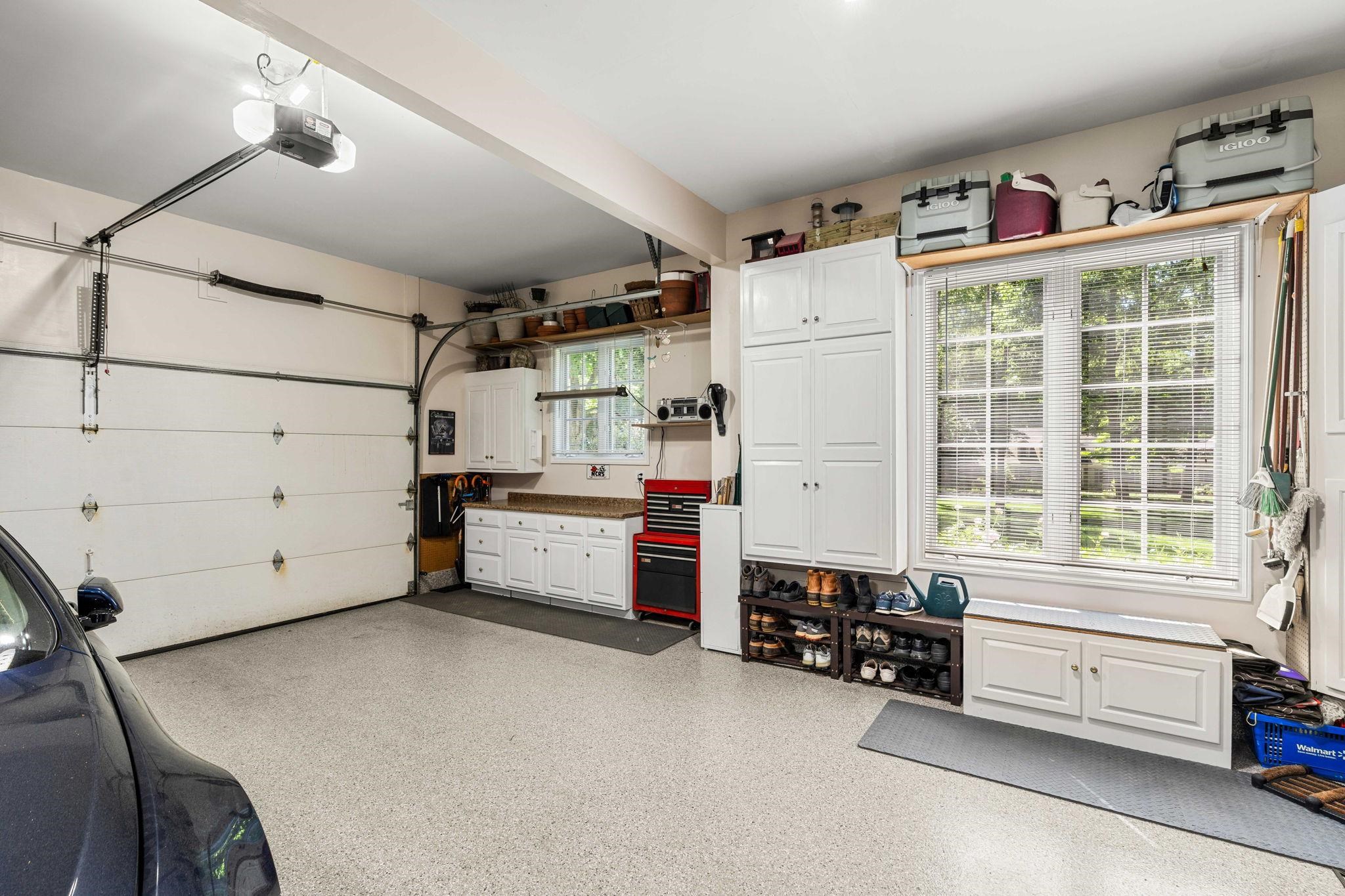 30 Gale Rd, Hampton, NH 03842