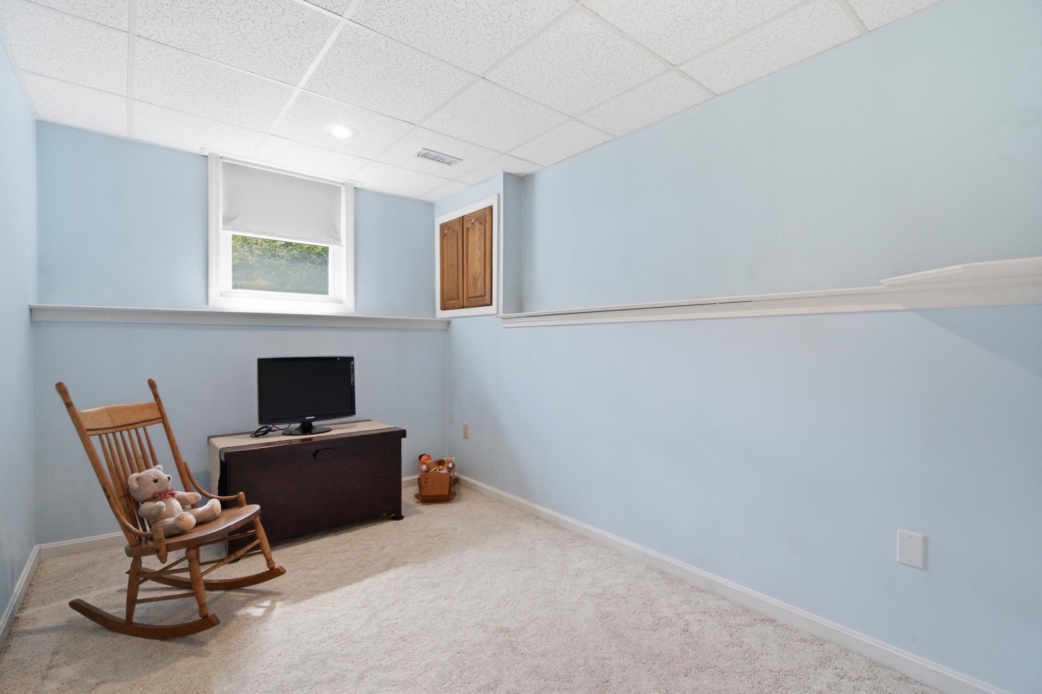 435 Terrie Dr, Pembroke, NH 03275
